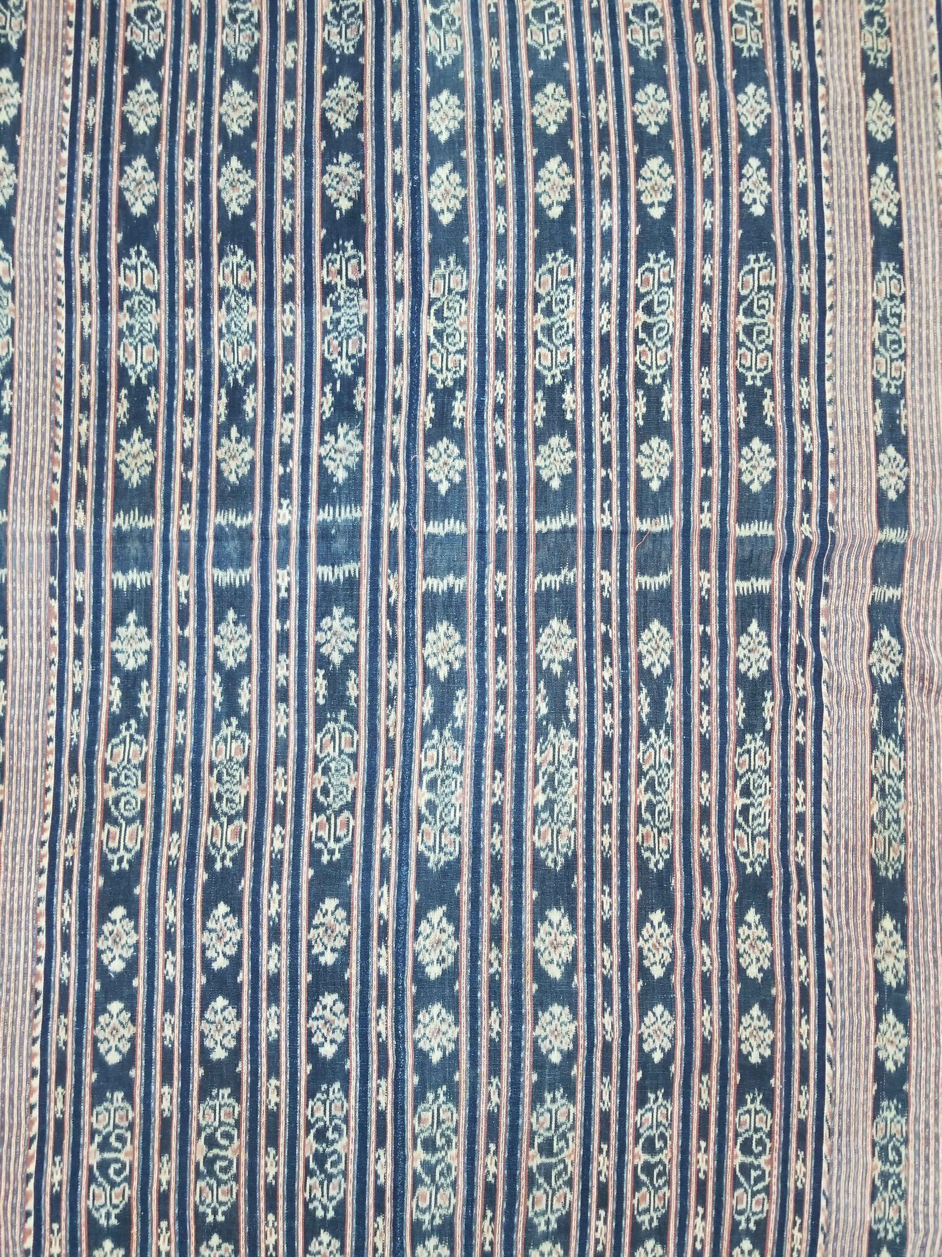 Vintage Indonesian Sawu Handwoven Ikat Tenun Textile 167x111cm