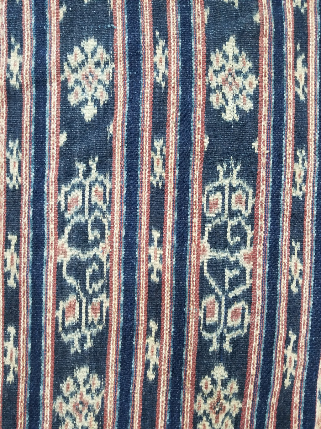 Vintage Indonesian Sawu Handwoven Ikat Tenun Textile 167x111cm