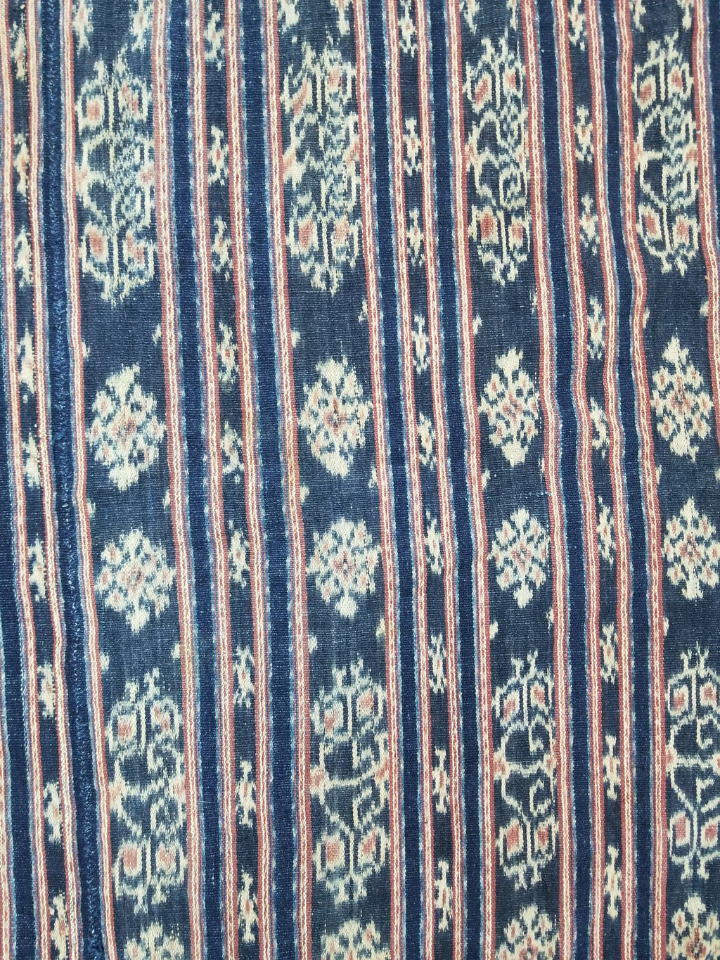 Vintage Indonesian Sawu Handwoven Ikat Tenun Textile 167x111cm