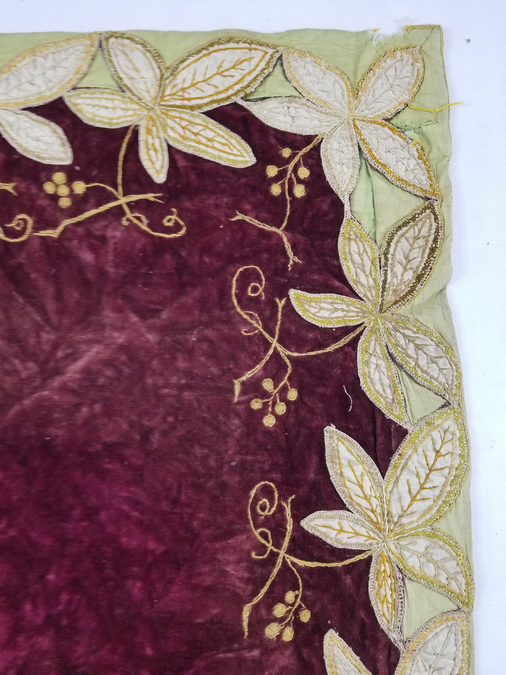 Antique Traditional Leaf Pattern Textile with Appliqué Work & Embroidery 107x71c