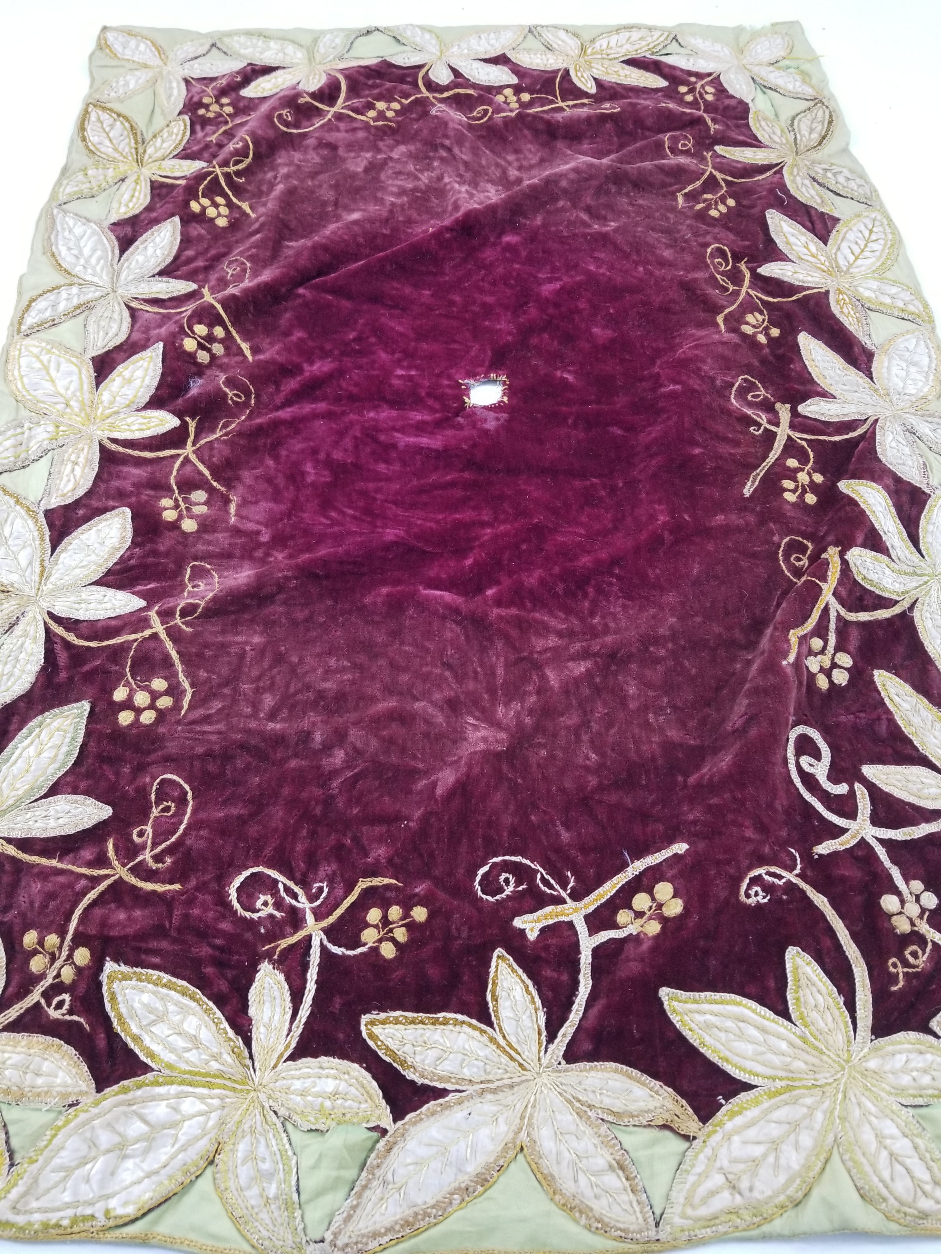 Antique Traditional Leaf Pattern Textile with Appliqué Work & Embroidery 107x71c