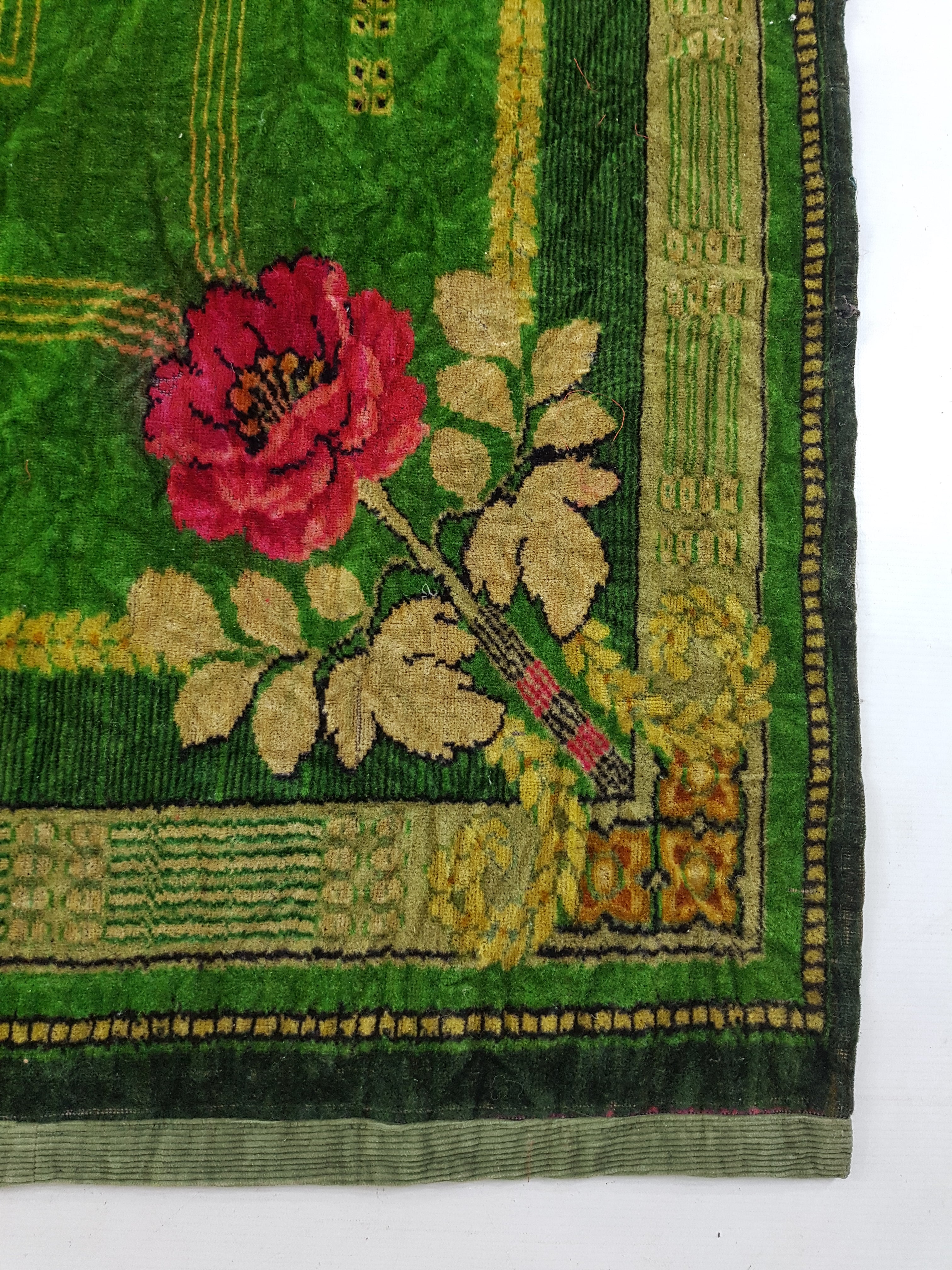 Vintage Traditional Bohemian Floral Velvet Wall Hanging Tapestry 186x140cm