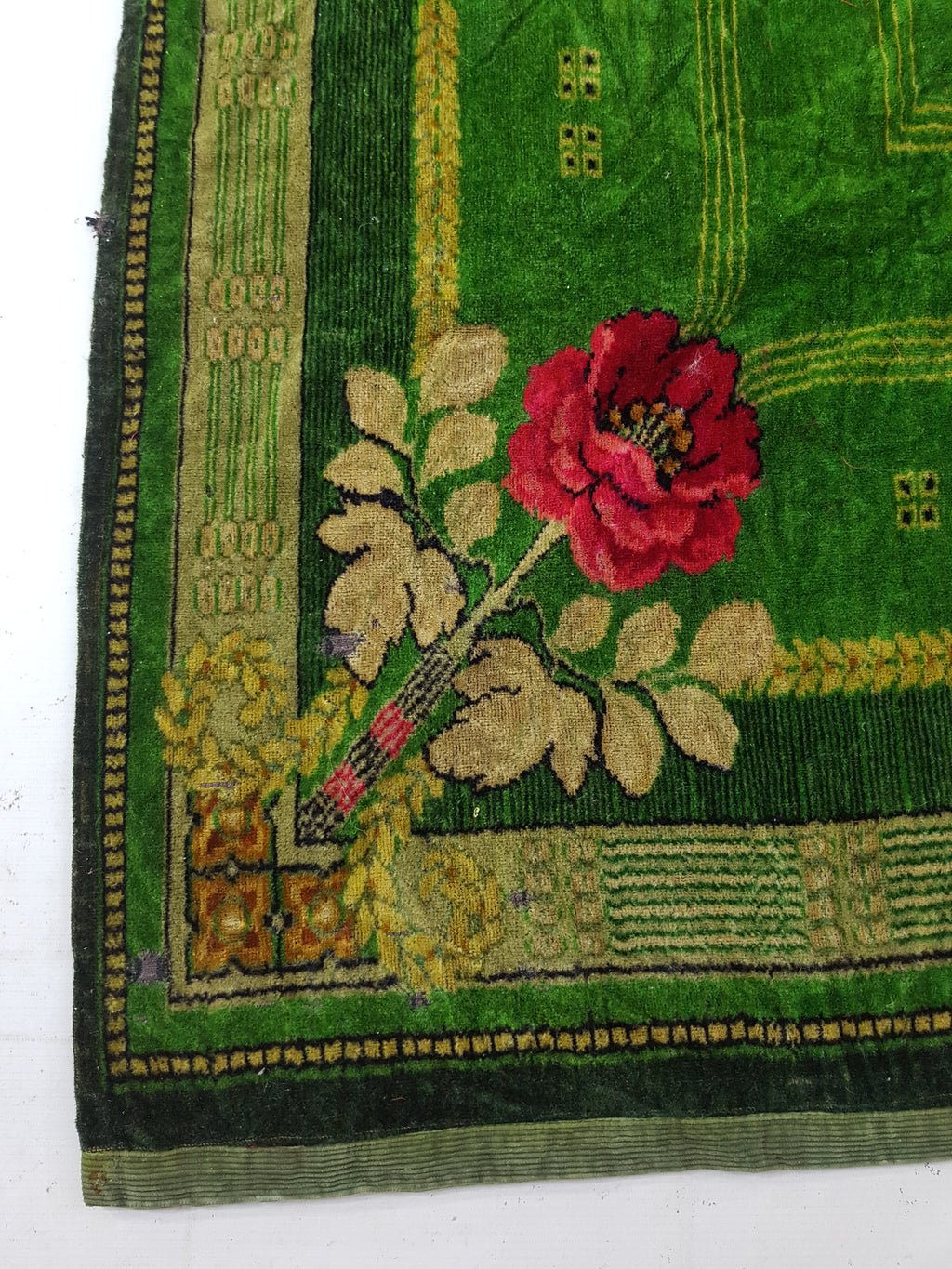 Vintage Traditional Bohemian Floral Velvet Wall Hanging Tapestry 186x140cm