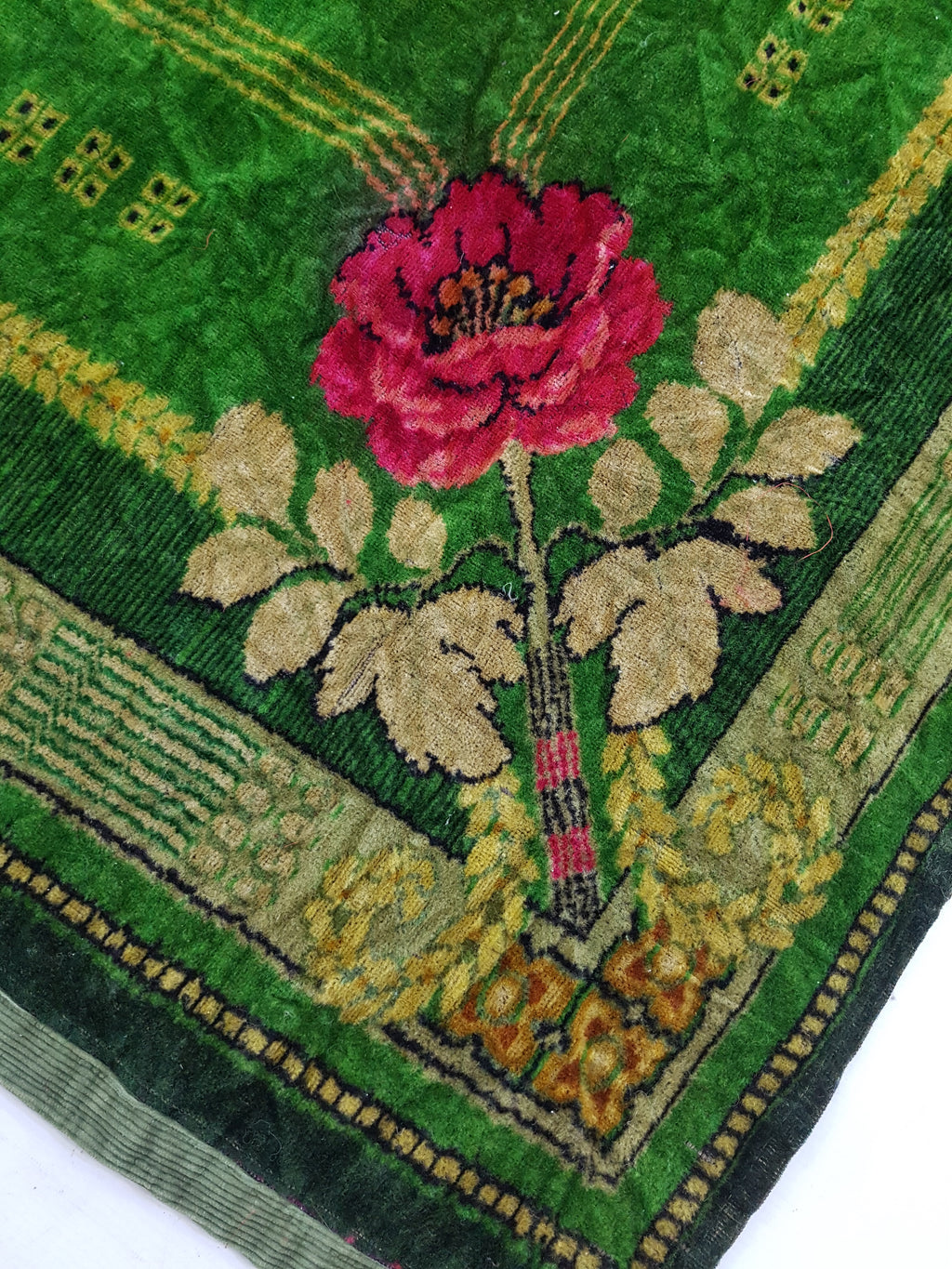 Vintage Traditional Bohemian Floral Velvet Wall Hanging Tapestry 186x140cm