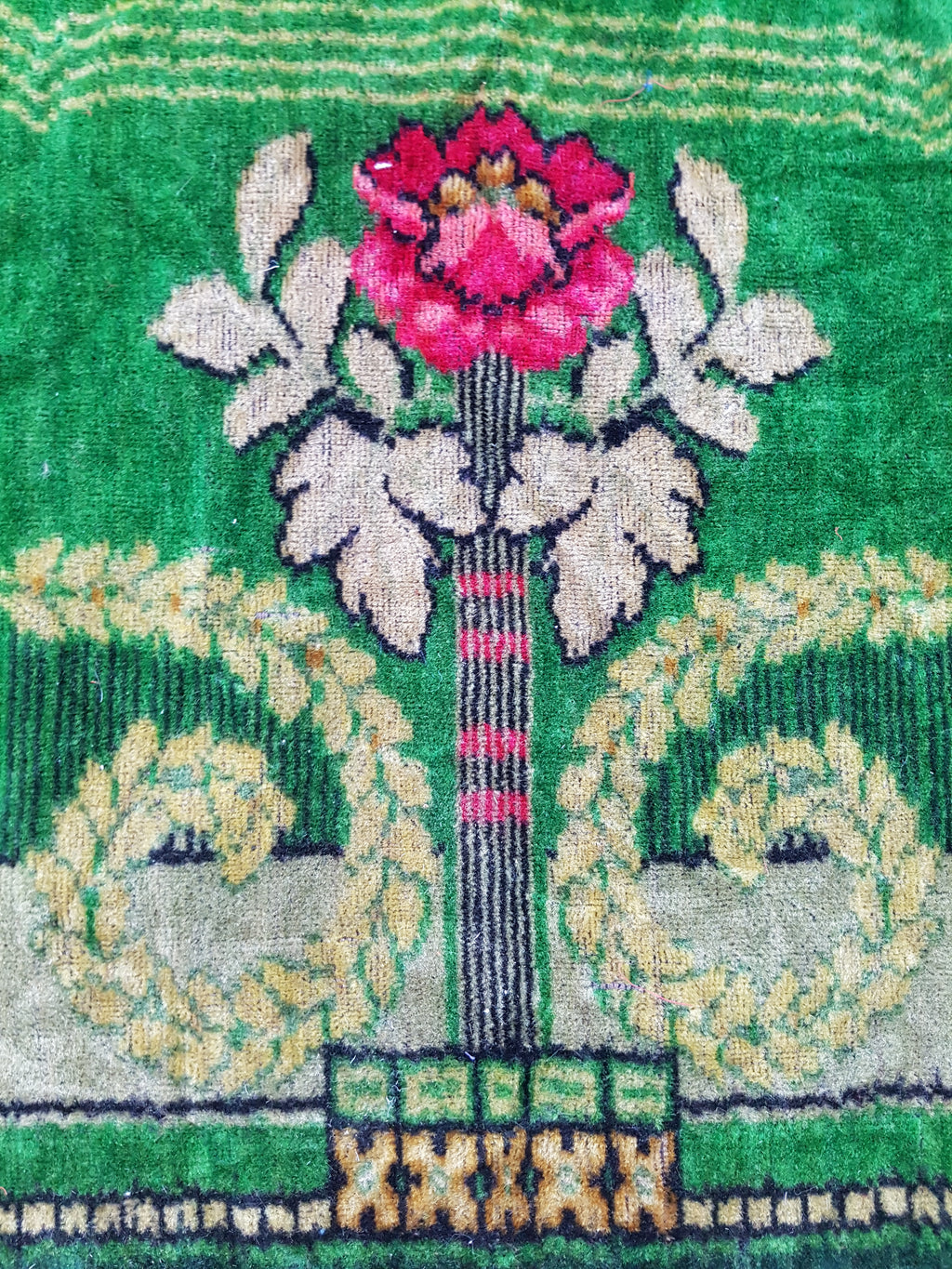 Vintage Traditional Bohemian Floral Velvet Wall Hanging Tapestry 186x140cm