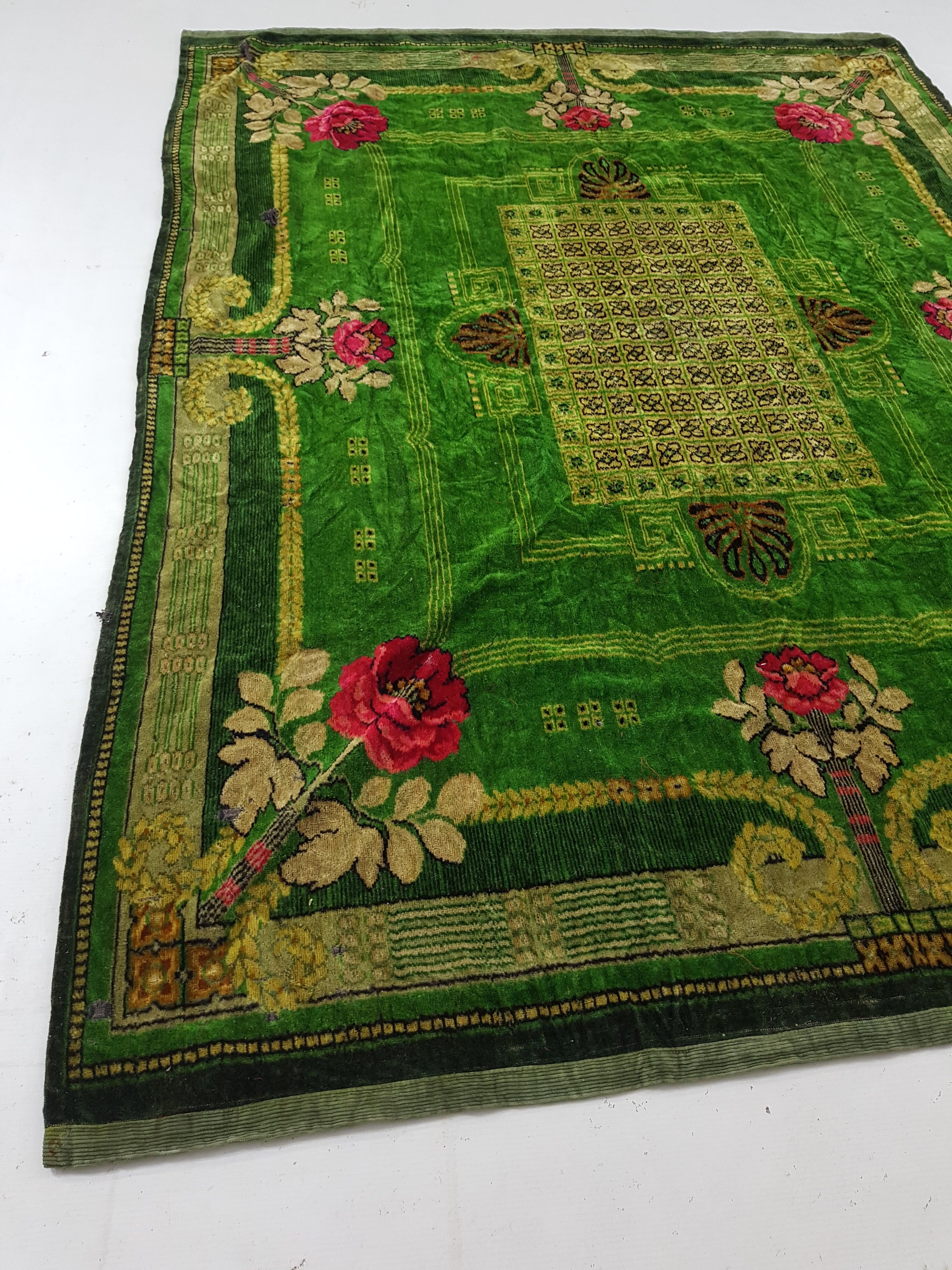 Vintage Traditional Bohemian Floral Velvet Wall Hanging Tapestry 186x140cm