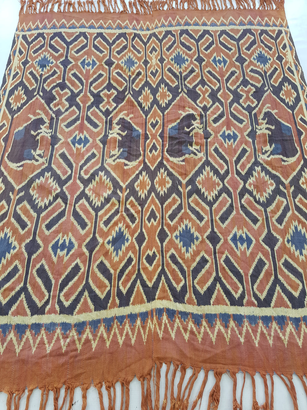 Vintage Indonesian Toraja Sulawesi Vertical Seam Ceremonial Cloth 140x113cm
