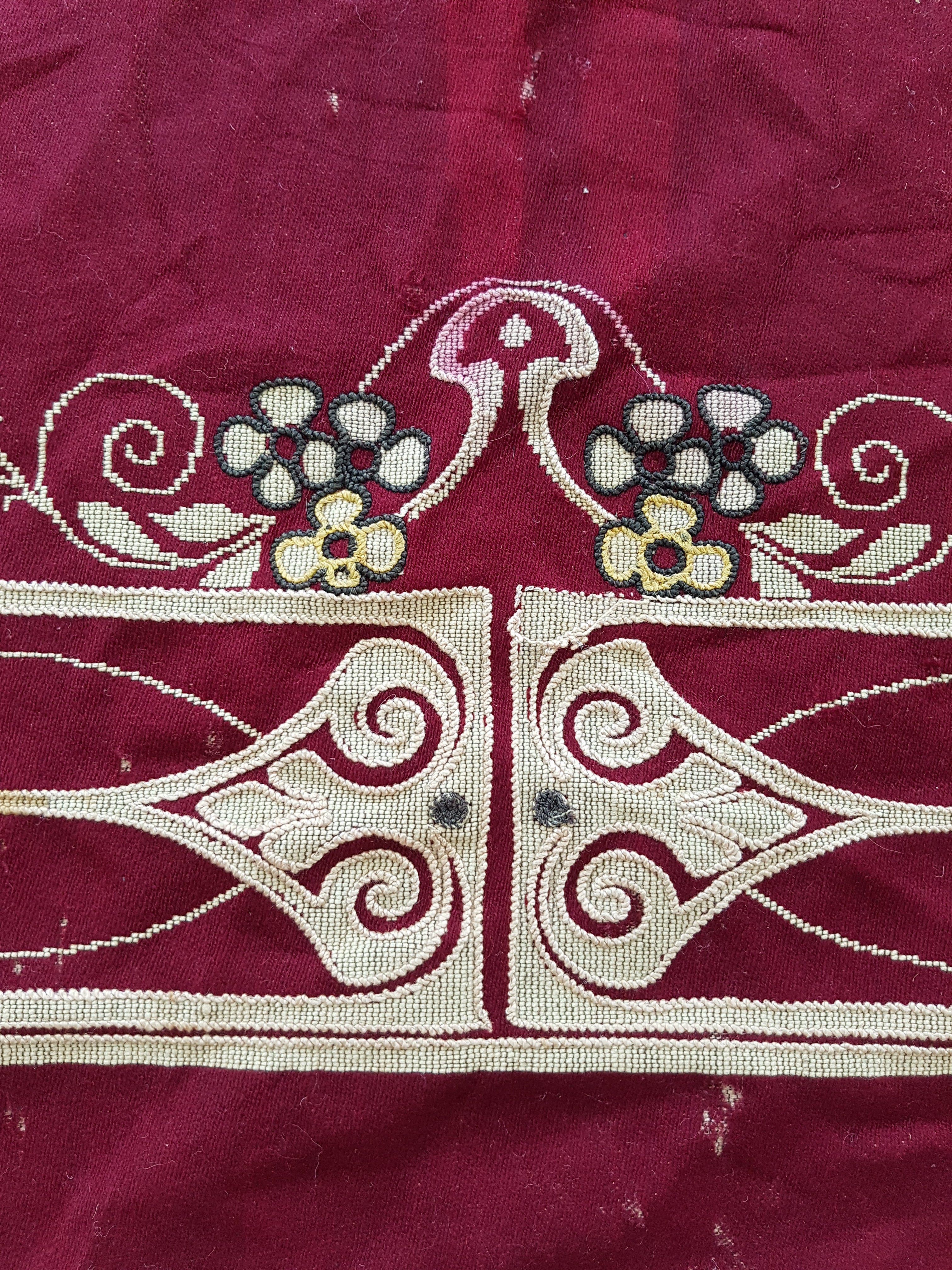 Antique Traditional Hand Embroidered Velvet Textile 180x138cm