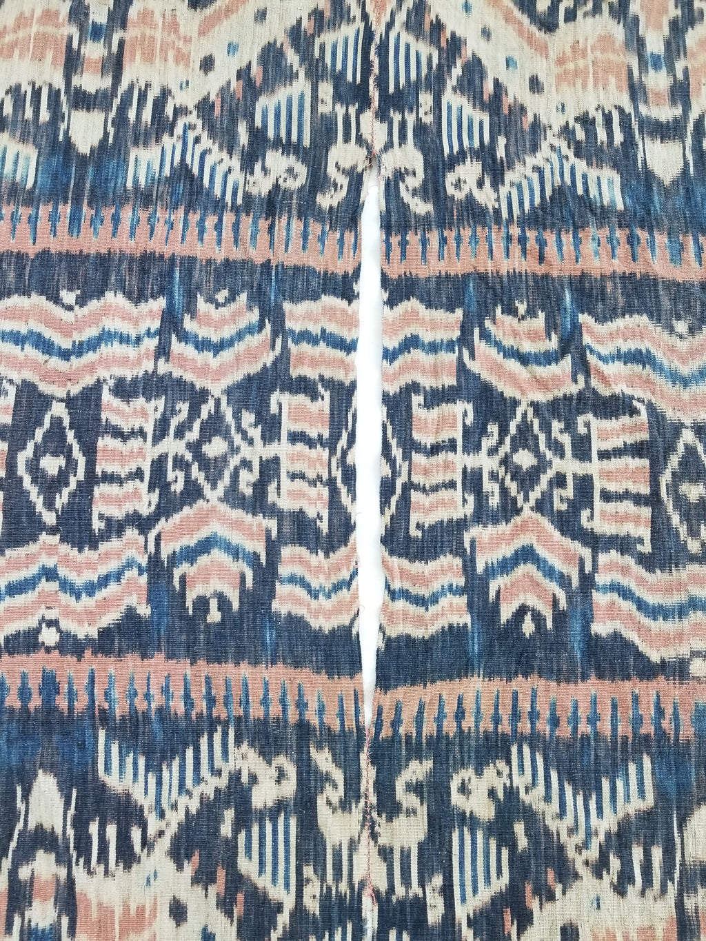 Vintage Indonesian Handwoven Sumba Ikat Vertical Seam Textile 223x120cm
