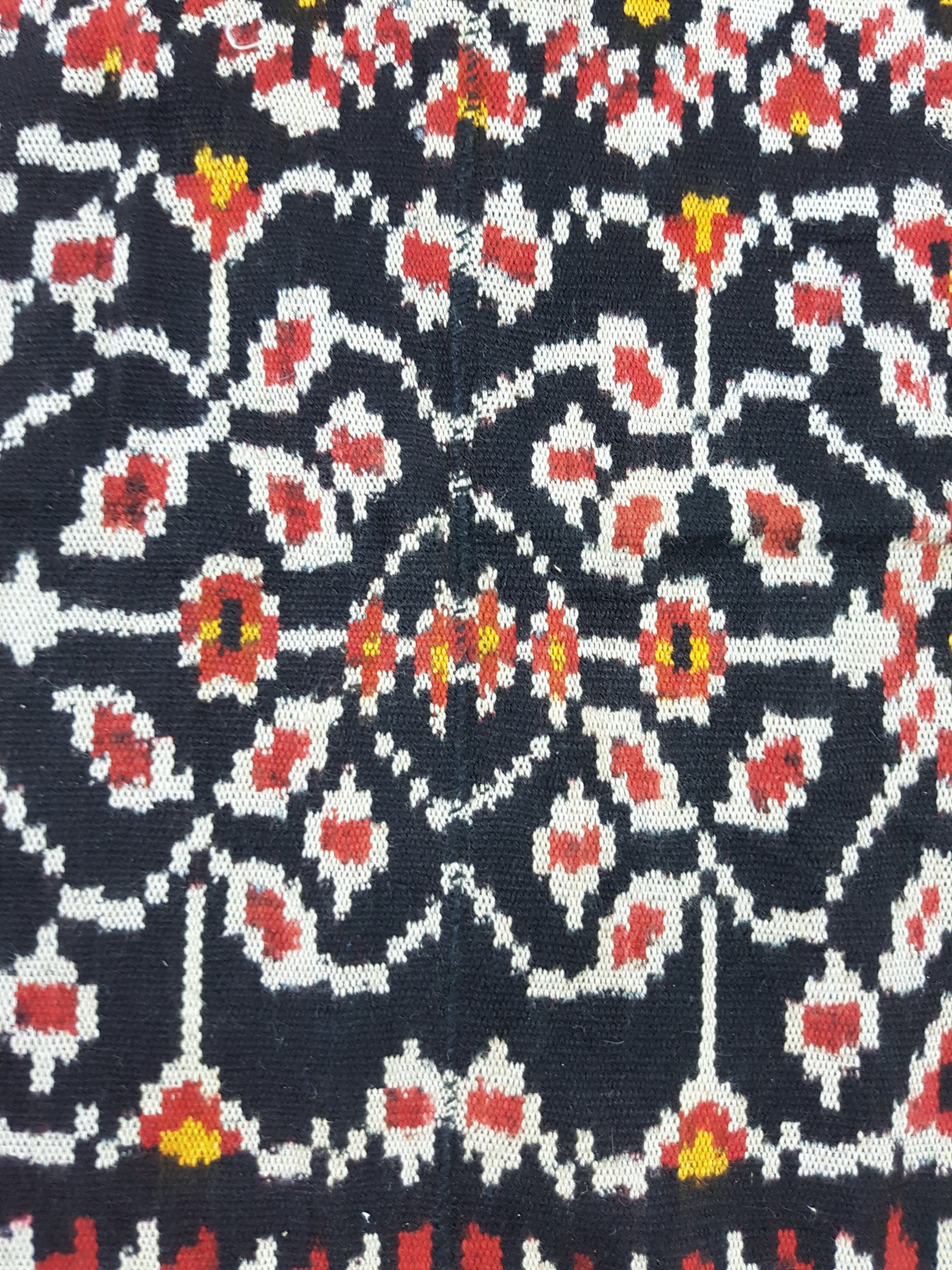 Vintage Indonesian Handwoven Tenun Ikat Vertical Seam Textile 152x88cm