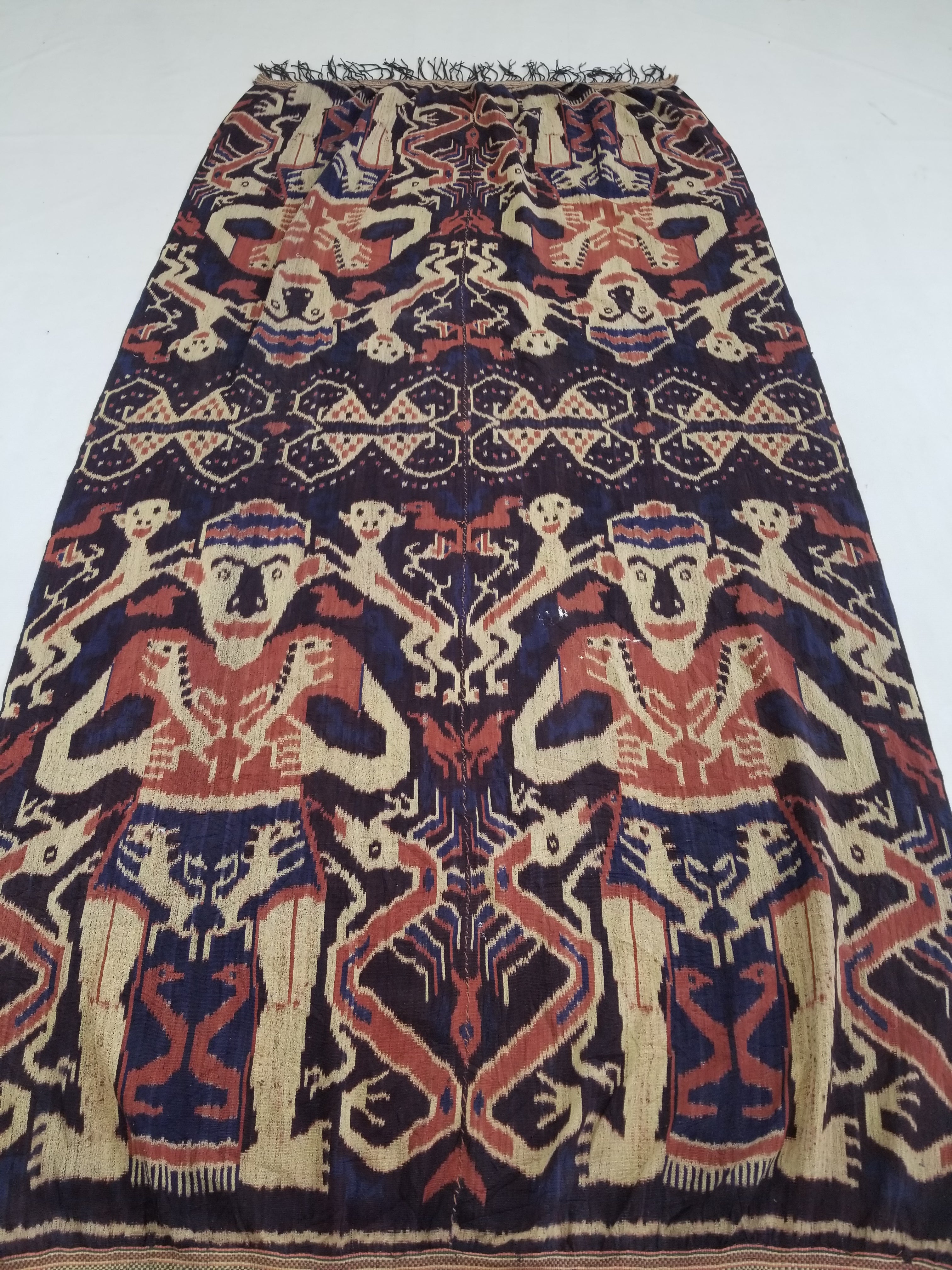 Vintage Indonesian Handwoven Sumba Ikat Hinggi Vertical Seam Textile 224x115cm