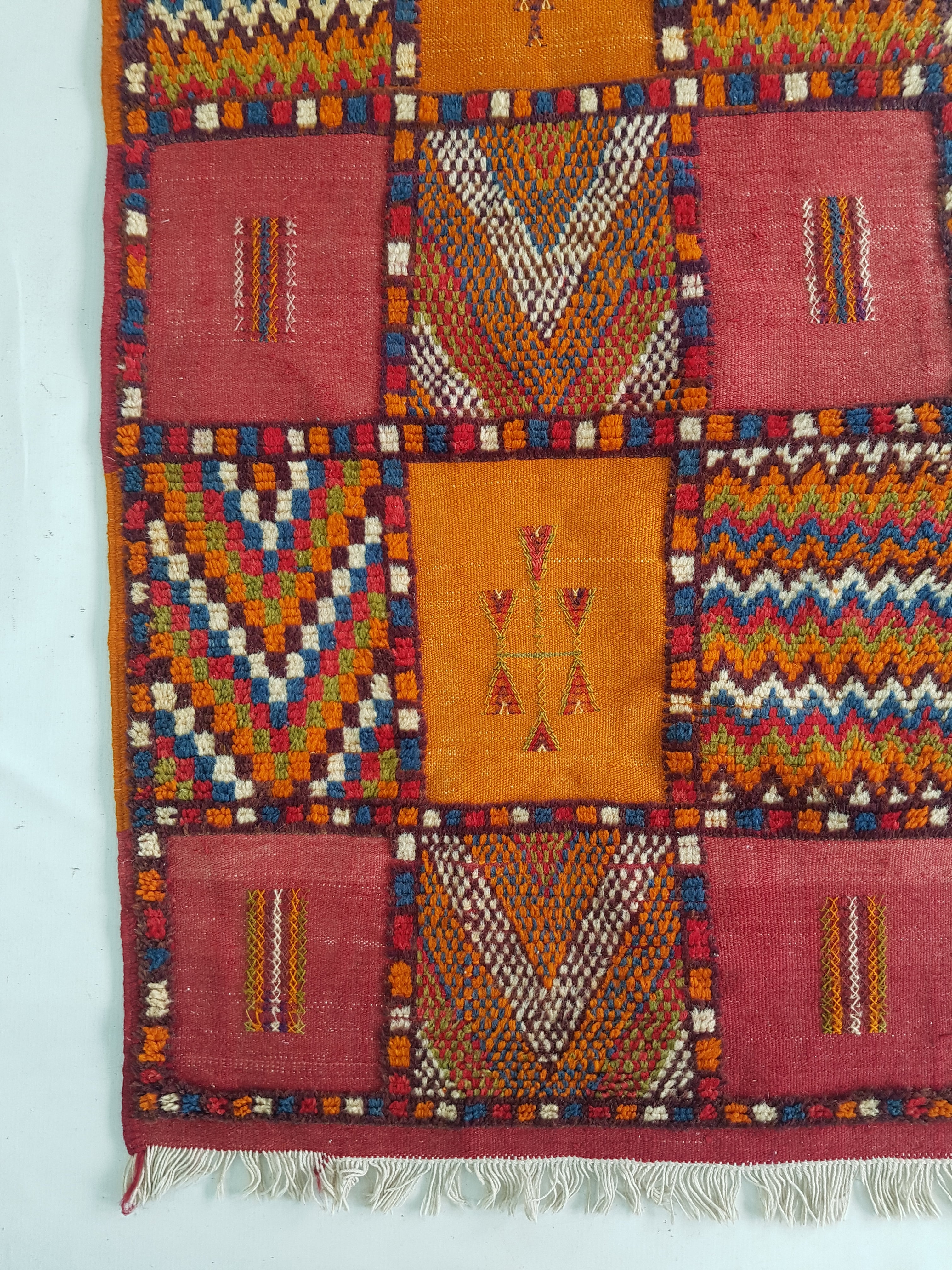 Vintage Handmade Berber Moroccan Wool Multicolor Rug 113x70cm