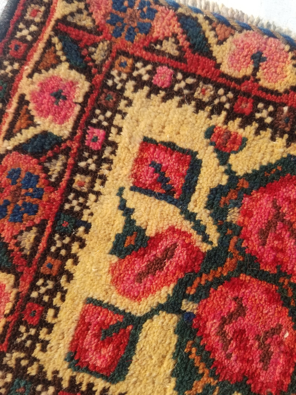 Antique Traditional Handmade Oriental Wool Multicolor Rug 40x26cm