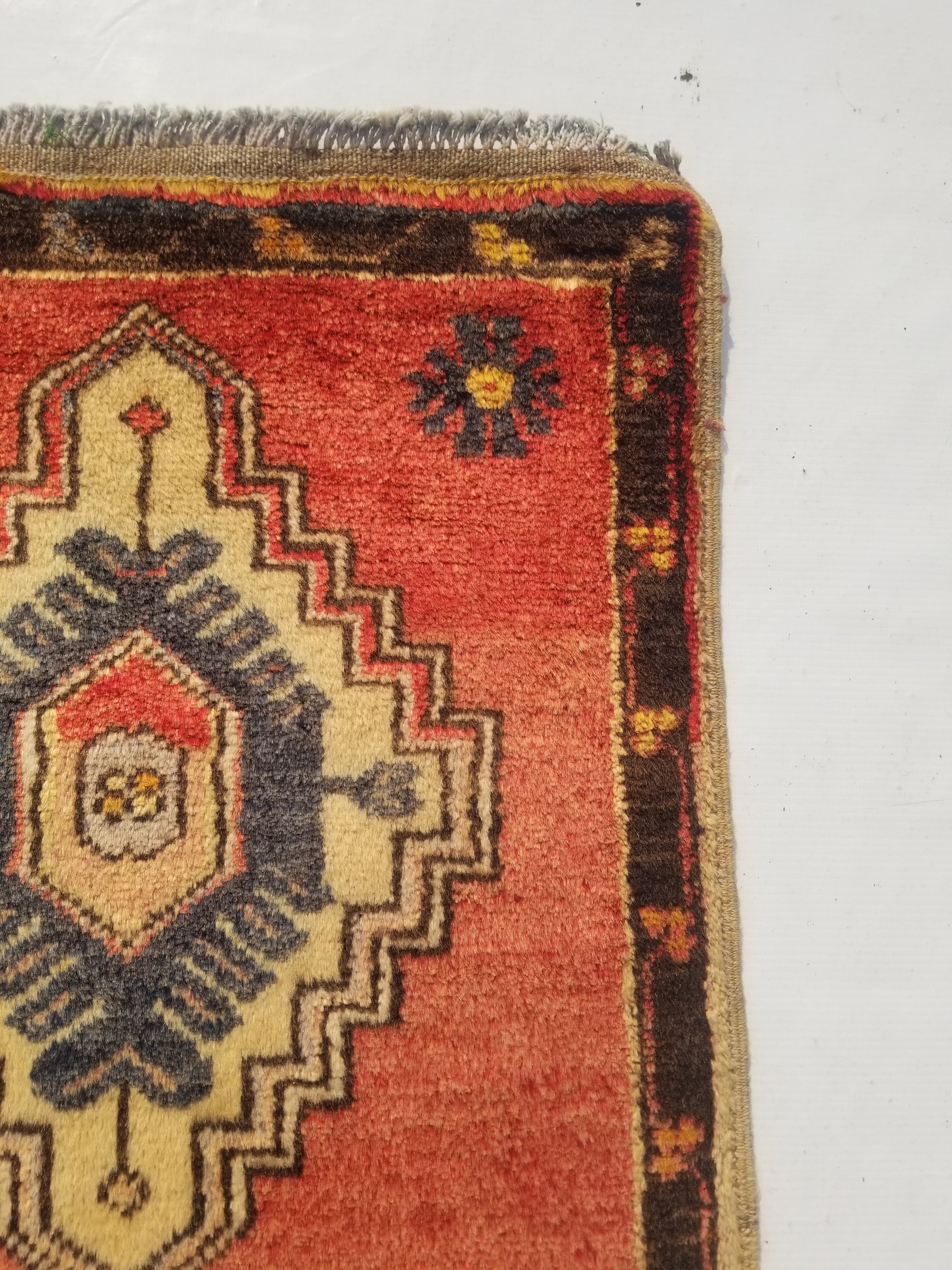 Distressed Vintage Traditional Handmade Turkish Wool Multicolor Rug 109x54cm