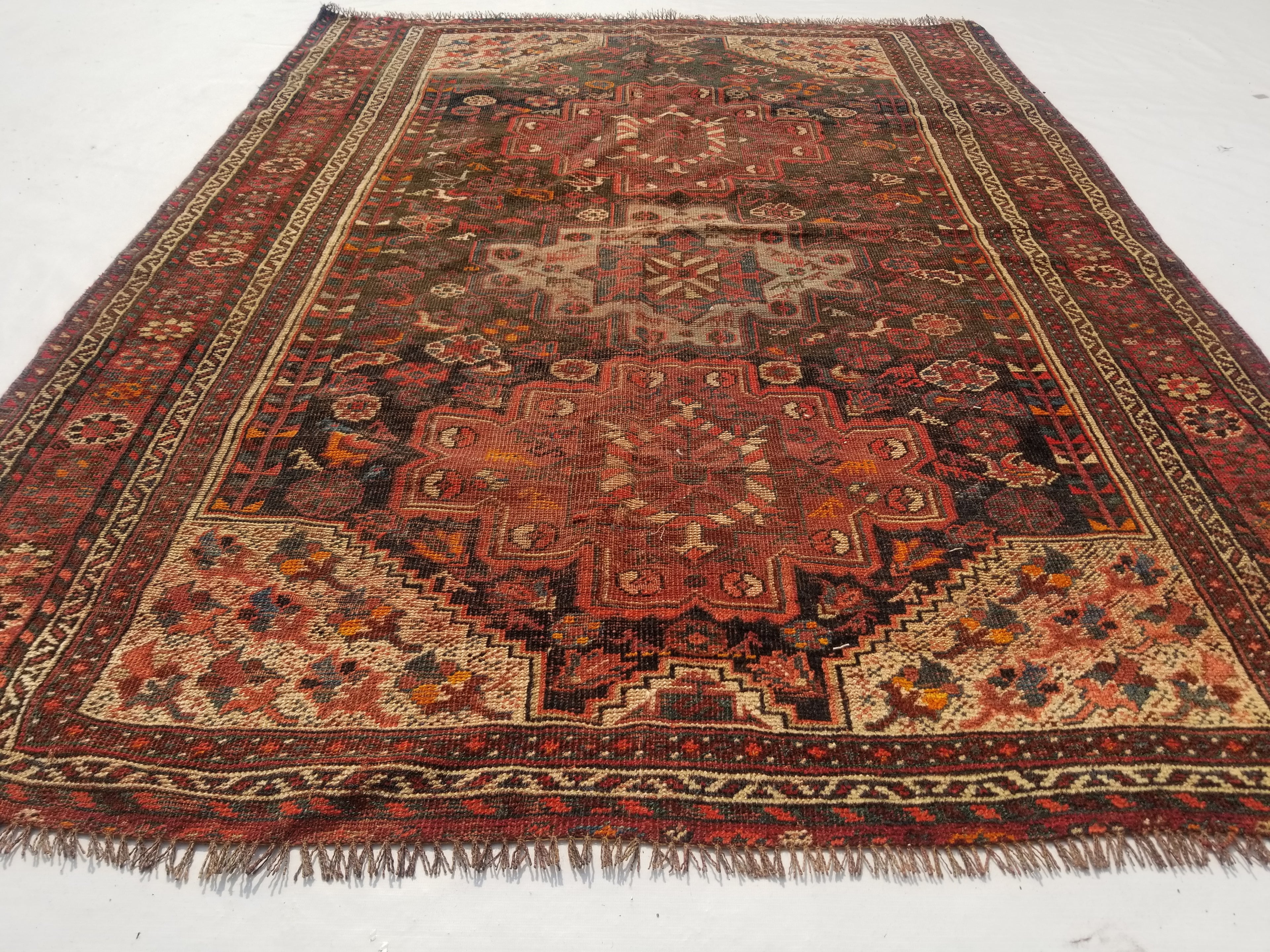 Distressed Antique Traditional Handmade Zanjan Wool Multicolor Rug 174x131cm
