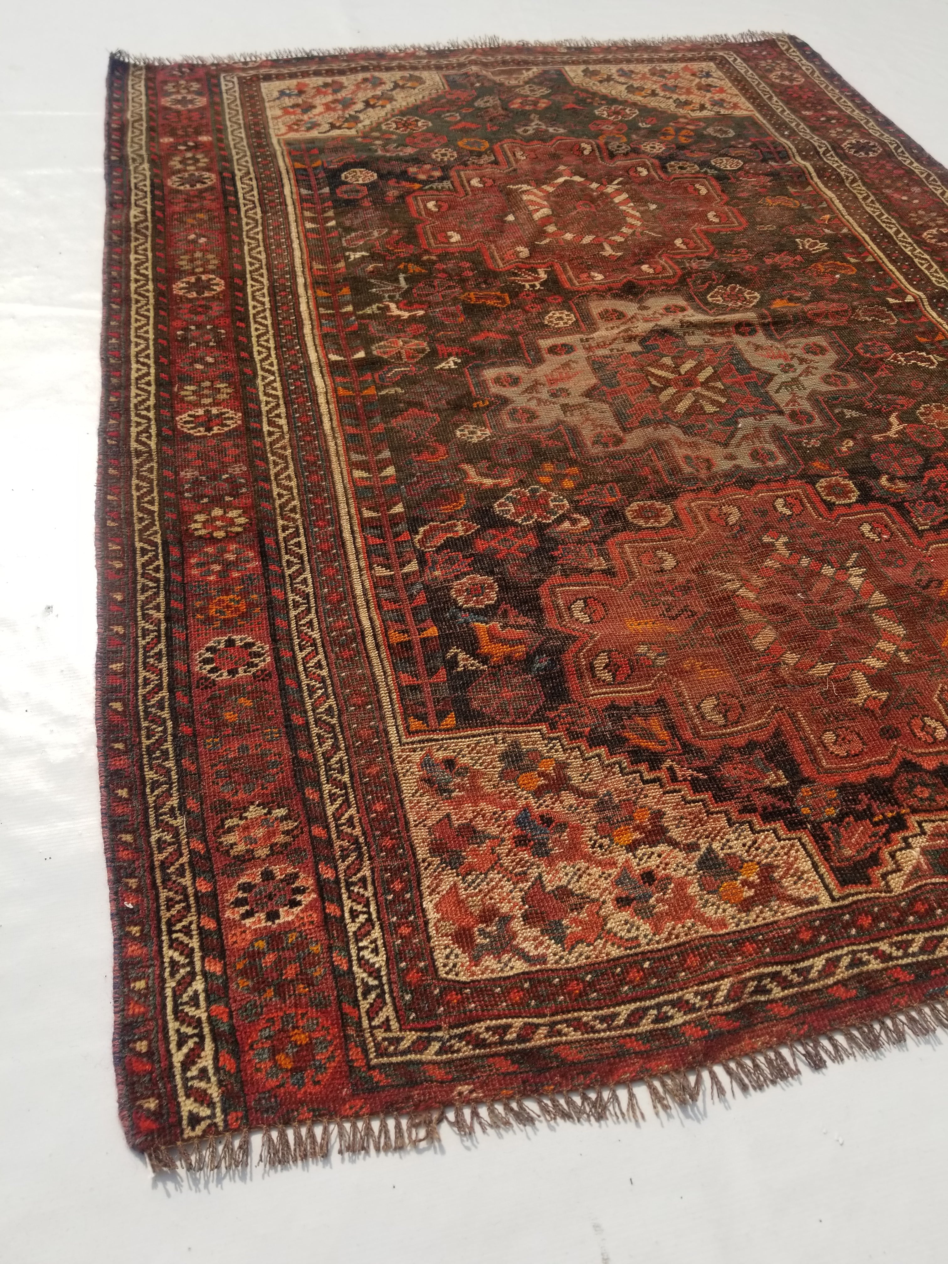 Distressed Antique Traditional Handmade Zanjan Wool Multicolor Rug 174x131cm