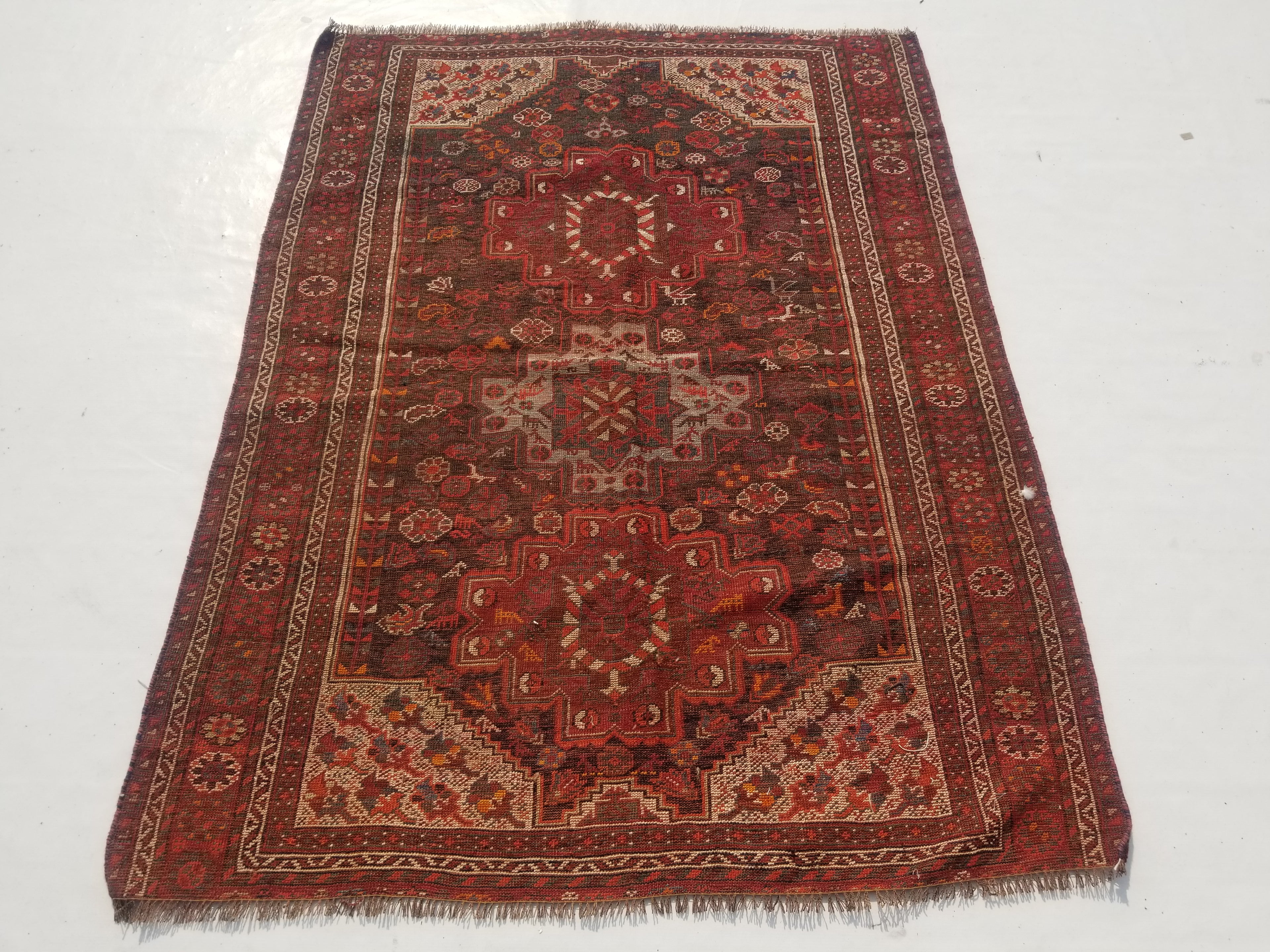 Distressed Antique Traditional Handmade Zanjan Wool Multicolor Rug 174x131cm