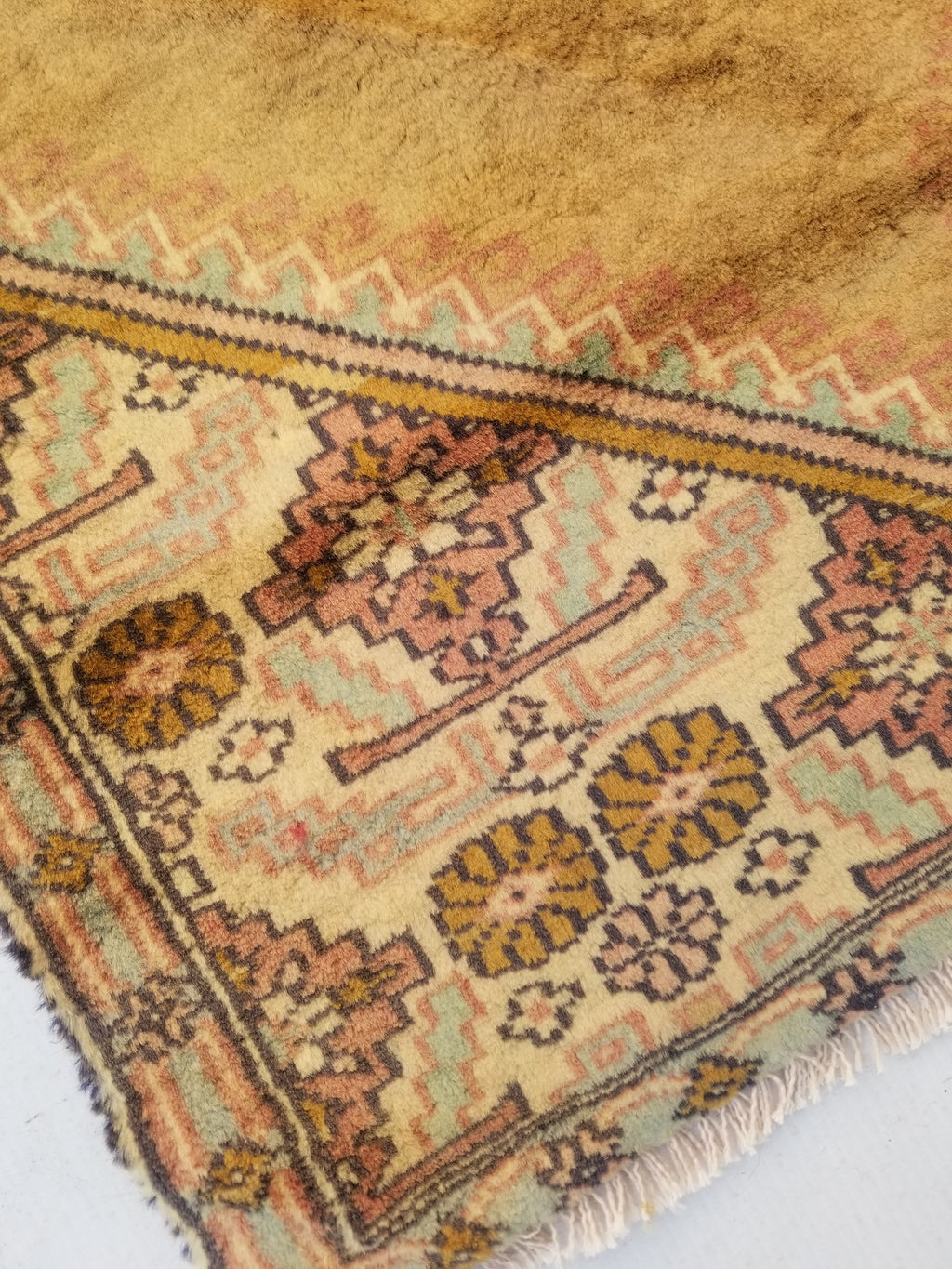 Distressed Antique Traditional Handmade Turkish Wool Multicolor Rug 120x77cm