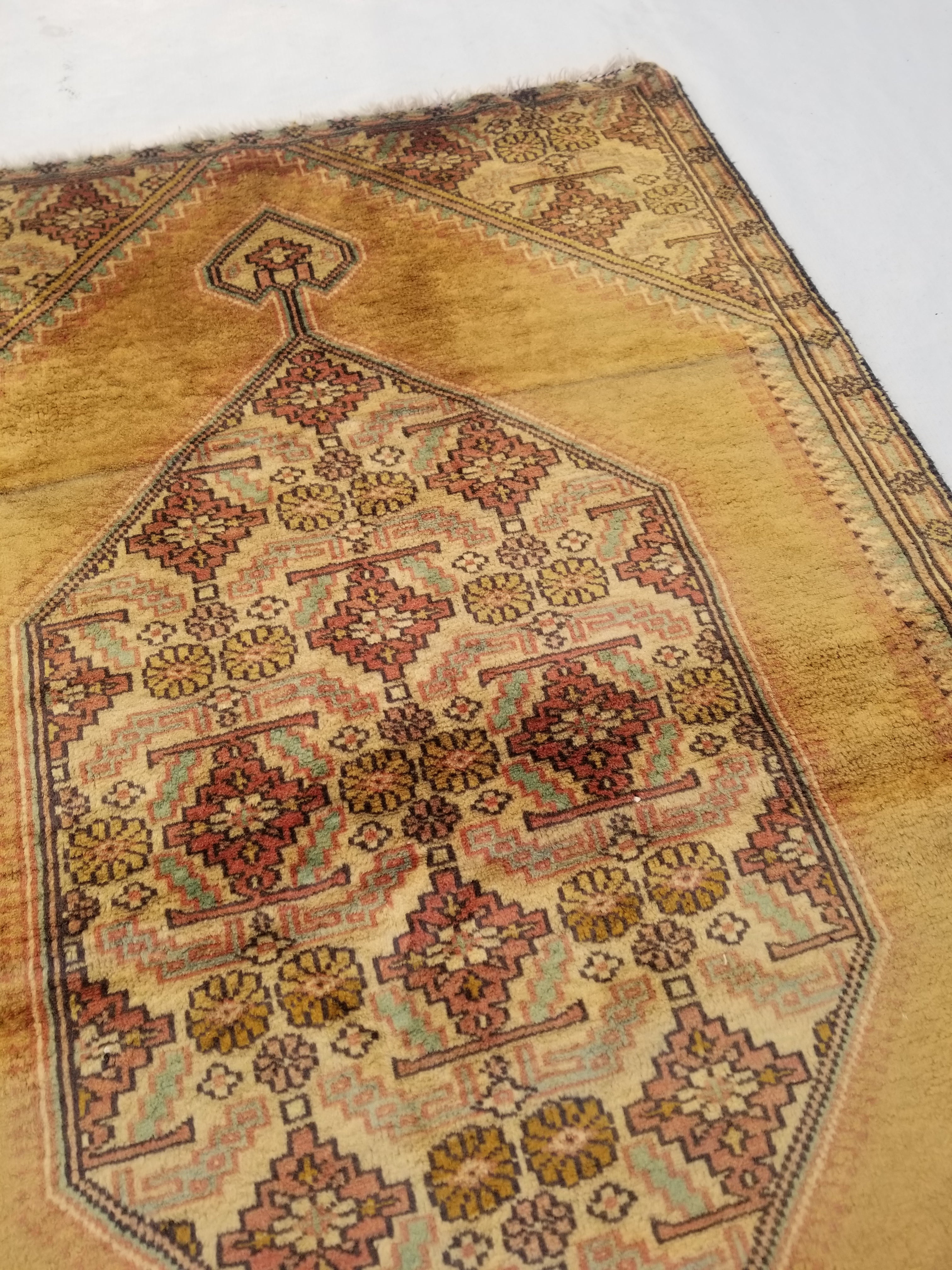 Distressed Antique Traditional Handmade Turkish Wool Multicolor Rug 120x77cm