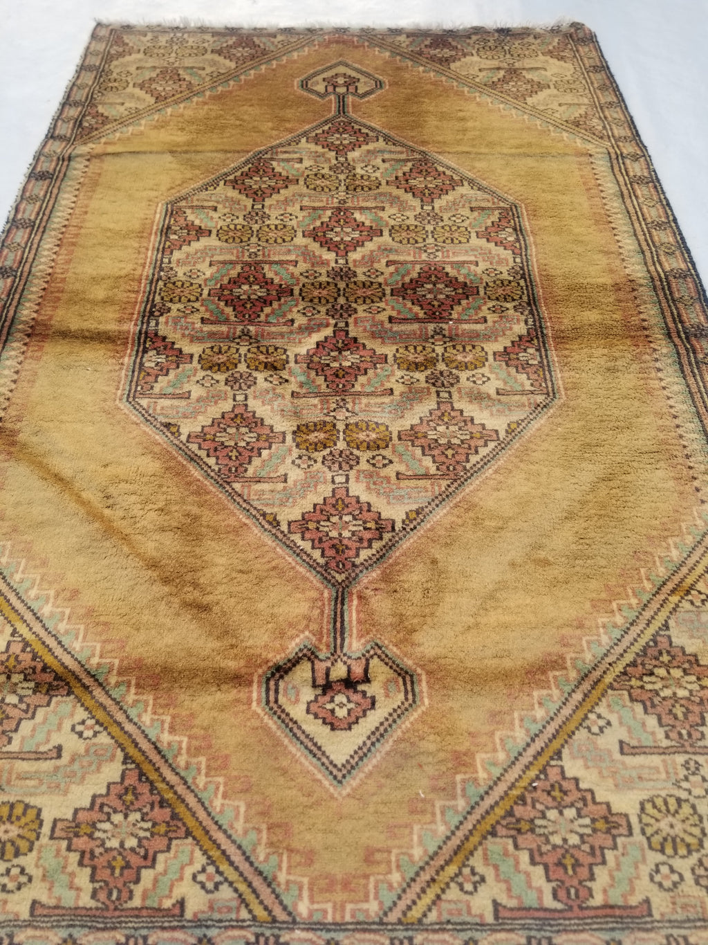 Distressed Antique Traditional Handmade Turkish Wool Multicolor Rug 120x77cm