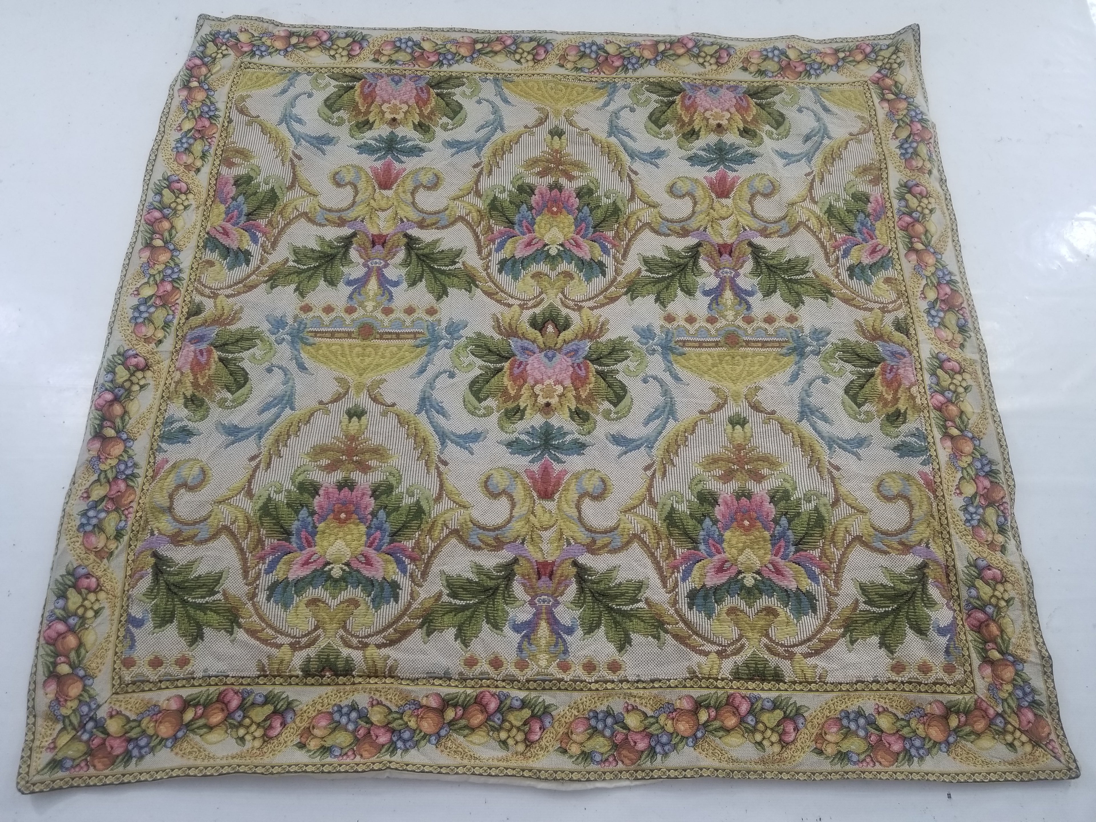 Vintage French Floral Scene Wall Hanging Tapestry 156x150cm