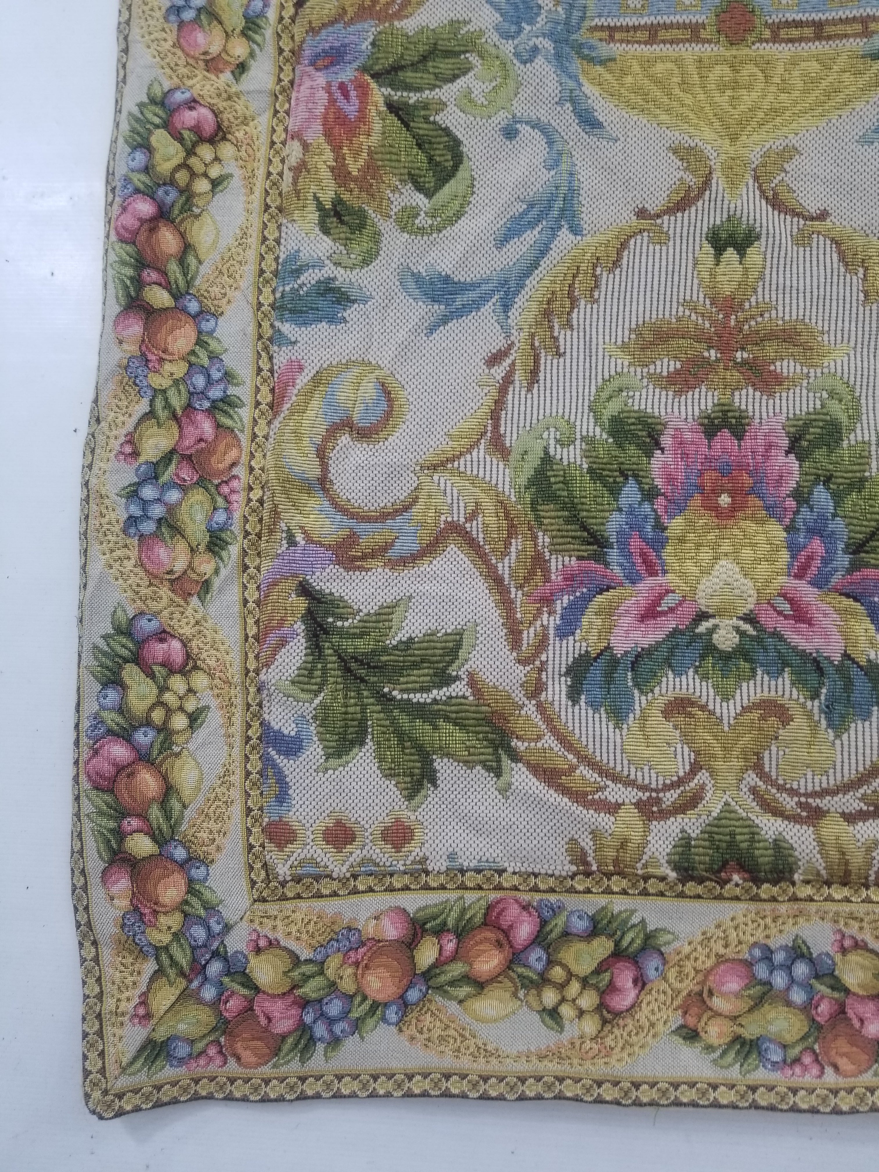 Vintage French Floral Scene Wall Hanging Tapestry 156x150cm