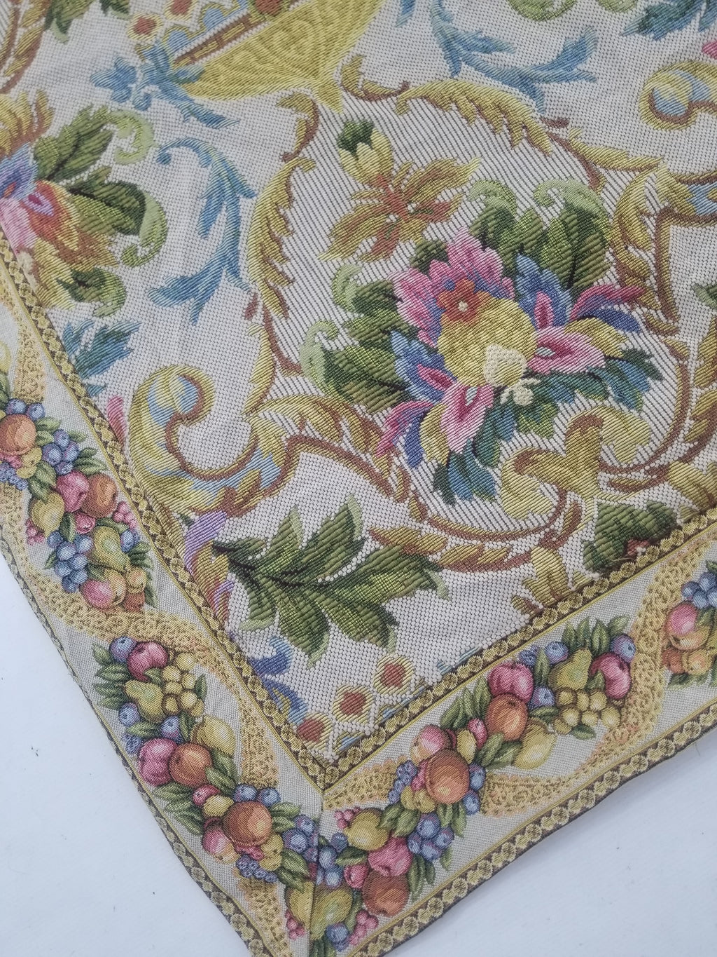Vintage French Floral Scene Wall Hanging Tapestry 156x150cm
