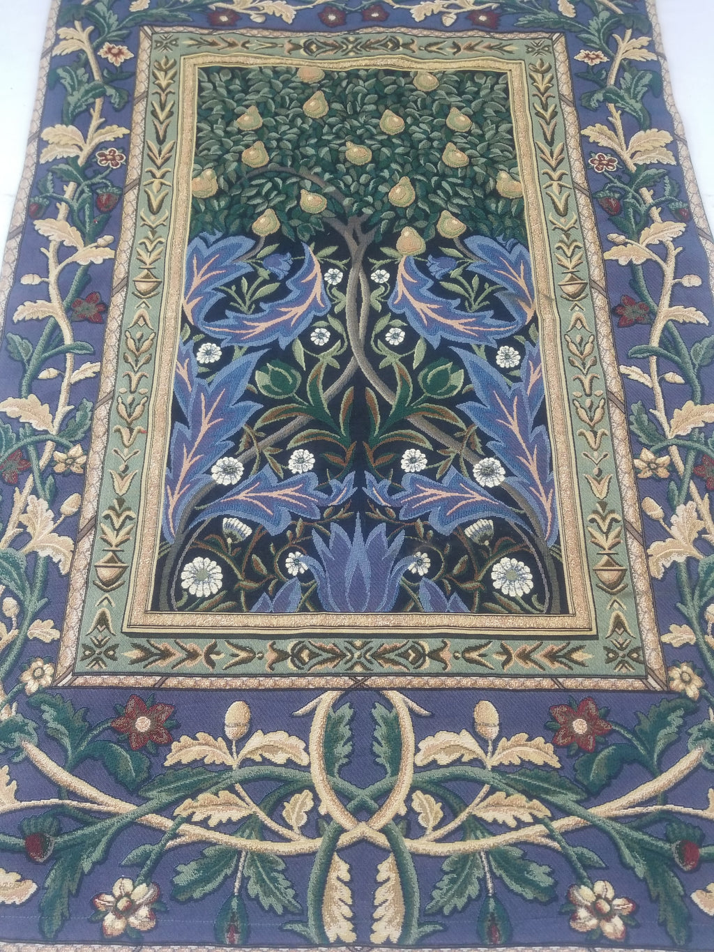 Vintage Tree of Life Scene Wall Hanging Tapestry 136x95cm