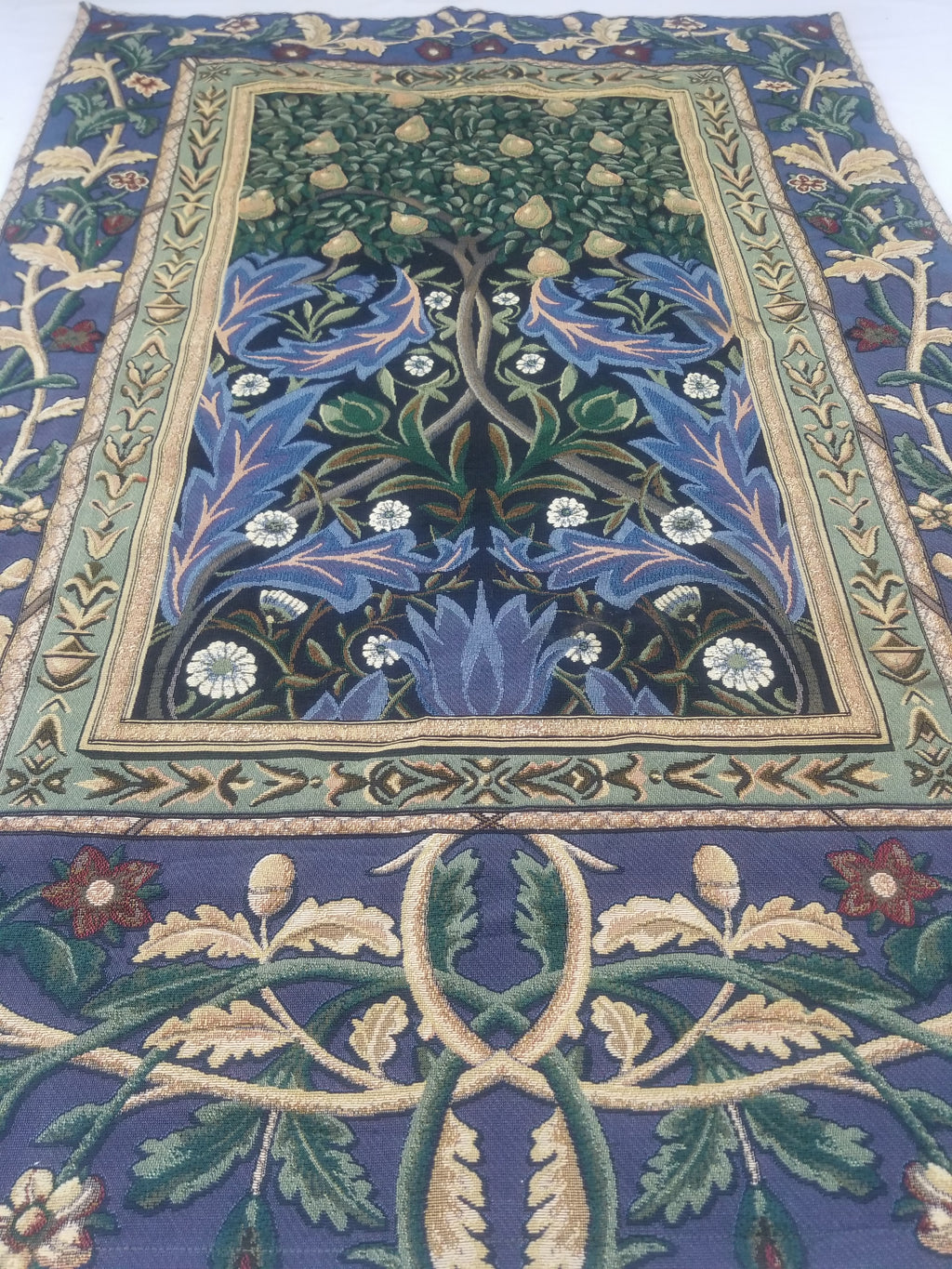 Vintage Tree of Life Scene Wall Hanging Tapestry 136x95cm