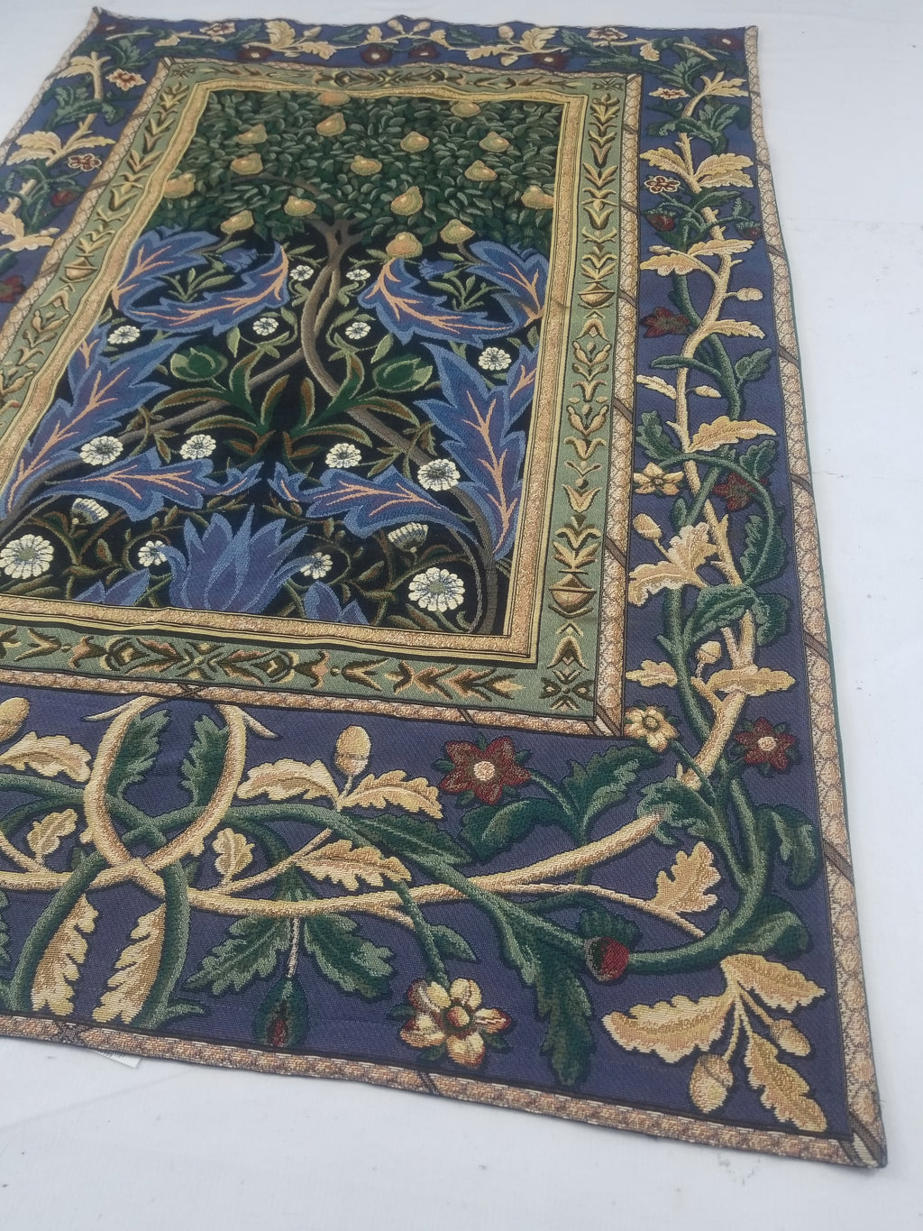 Vintage Tree of Life Scene Wall Hanging Tapestry 136x95cm
