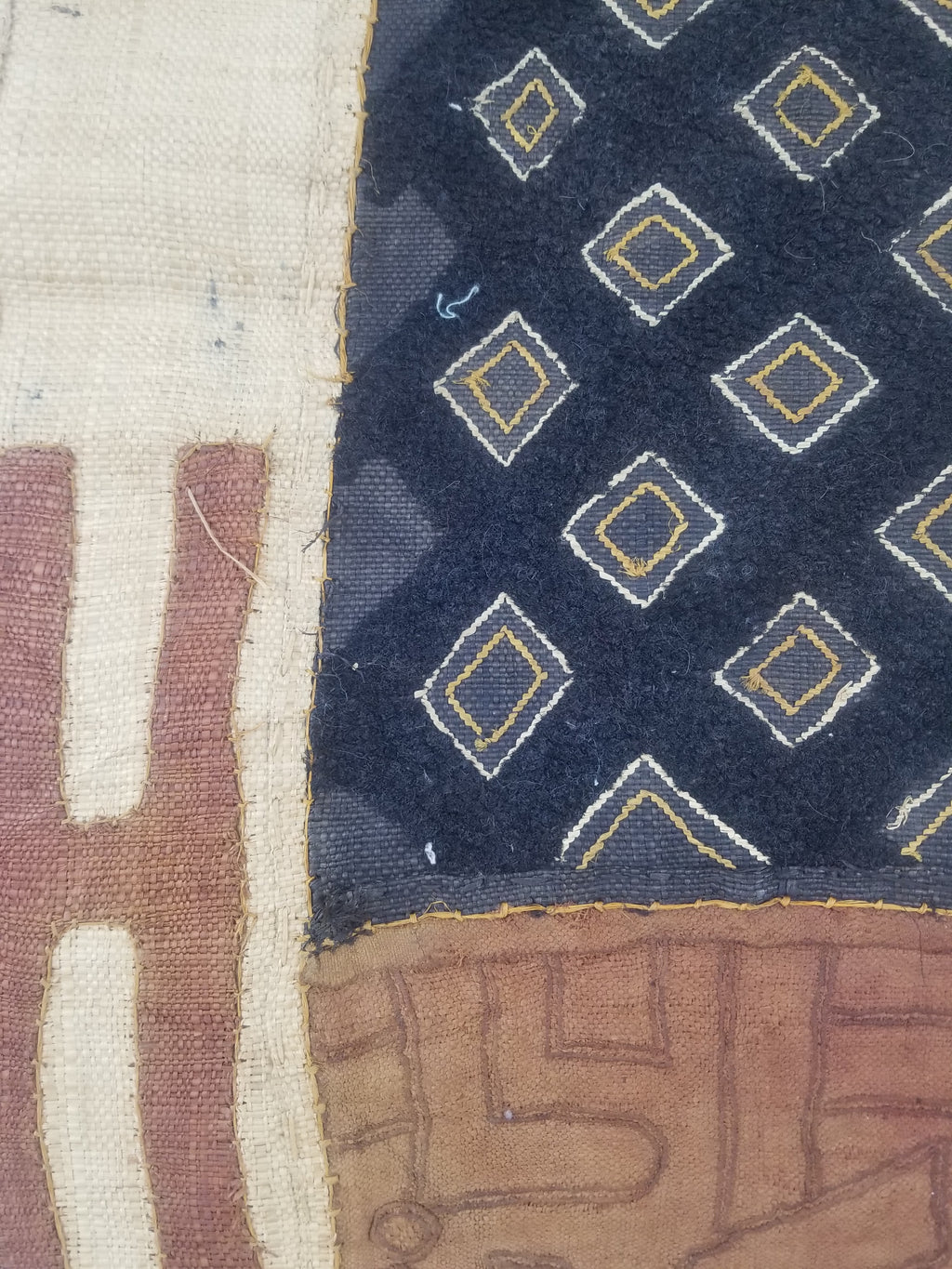 Vintage African Handwoven Kuba Textile Runner 89x40cm