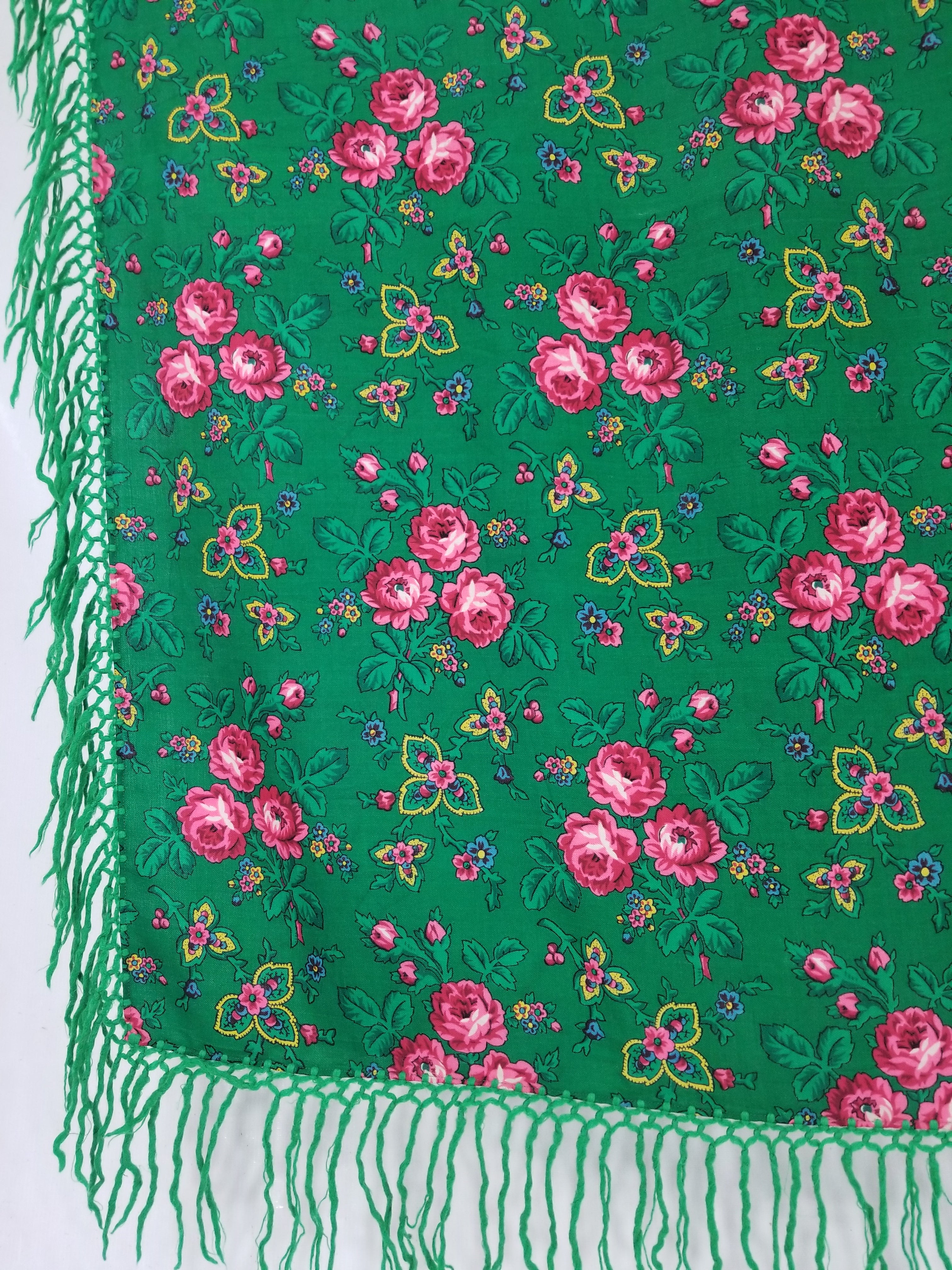 Vintage Hungarian Floral Printed Wool Fringed Shawl / Scarf 120x120cm