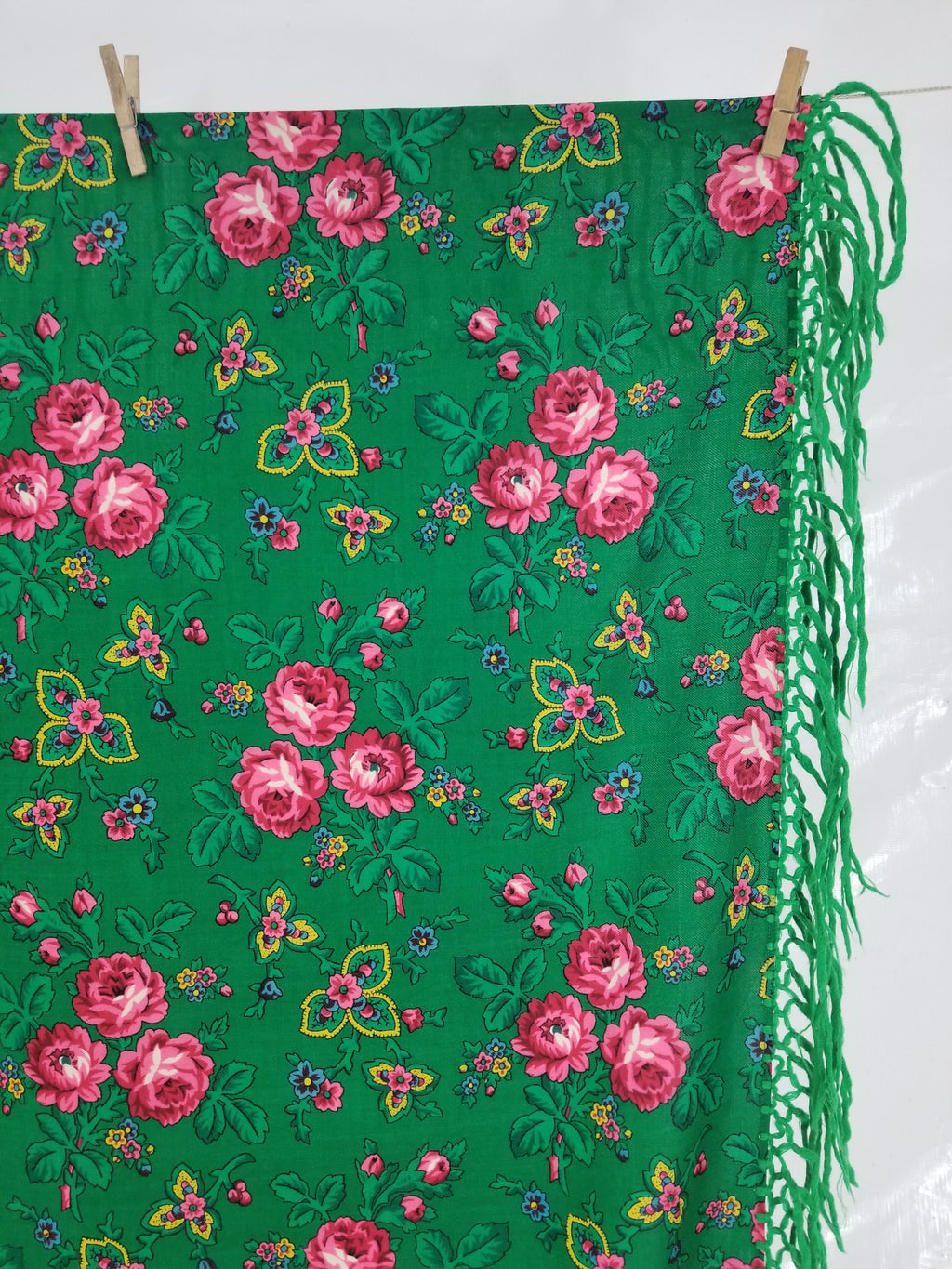 Vintage Hungarian Floral Printed Wool Fringed Shawl / Scarf 120x120cm