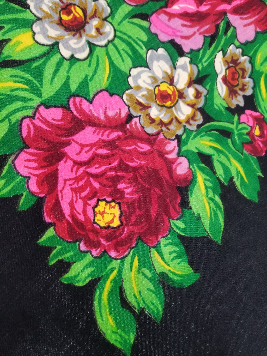 Vintage Ukrainian Pavlovo Posad Floral Printed Wool Fringed Shawl 145x138cm