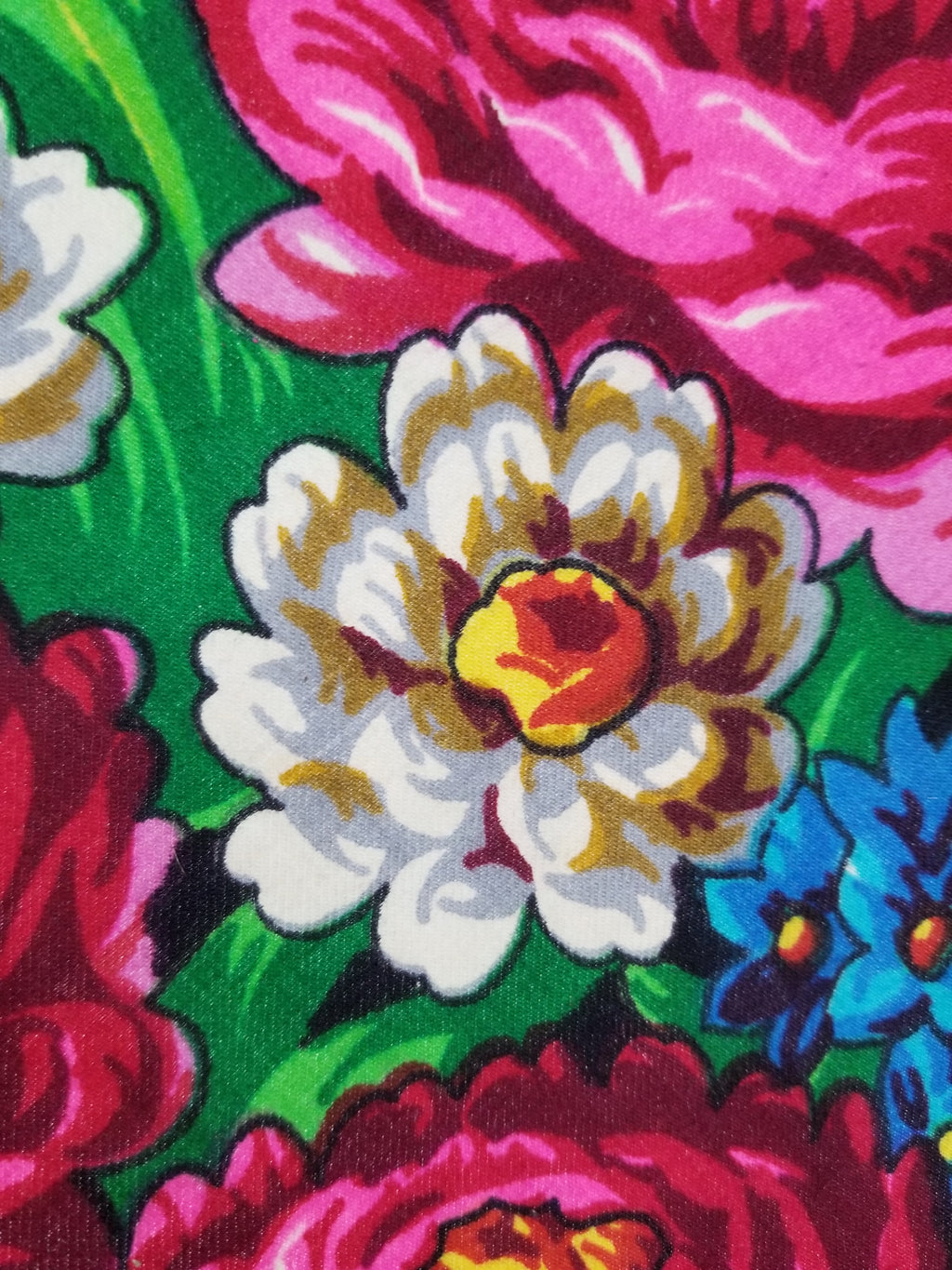 Vintage Ukrainian Pavlovo Posad Floral Printed Wool Fringed Shawl 145x138cm
