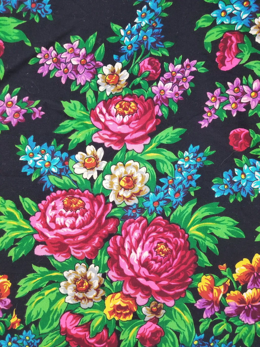 Vintage Ukrainian Pavlovo Posad Floral Printed Wool Fringed Shawl 145x138cm