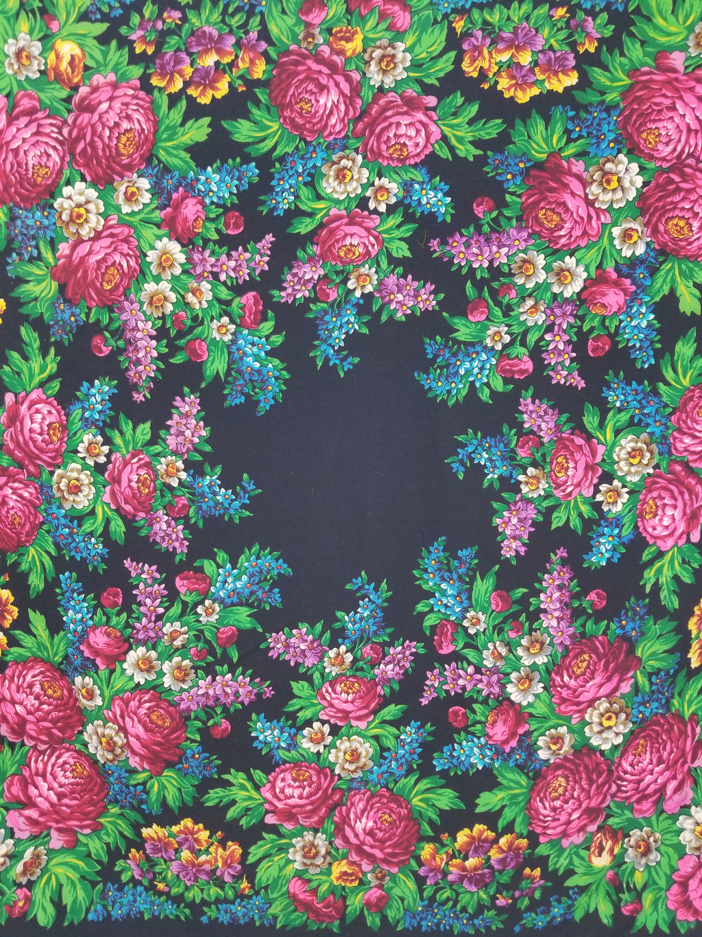 Vintage Ukrainian Pavlovo Posad Floral Printed Wool Fringed Shawl 145x138cm