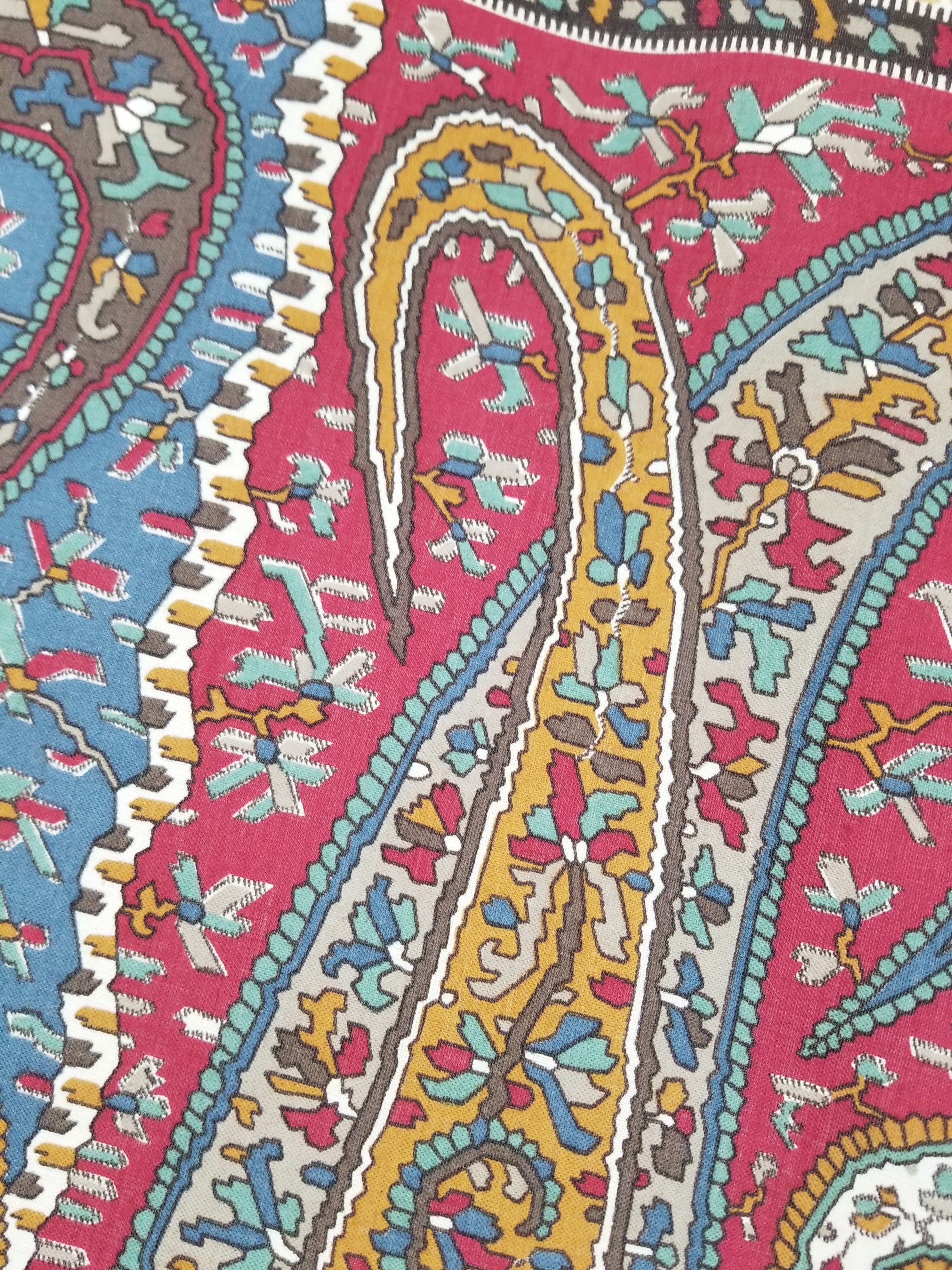 Vintage Traditional Kashmiri Paisley Printed Wool Fringed Shawl 125x123cm