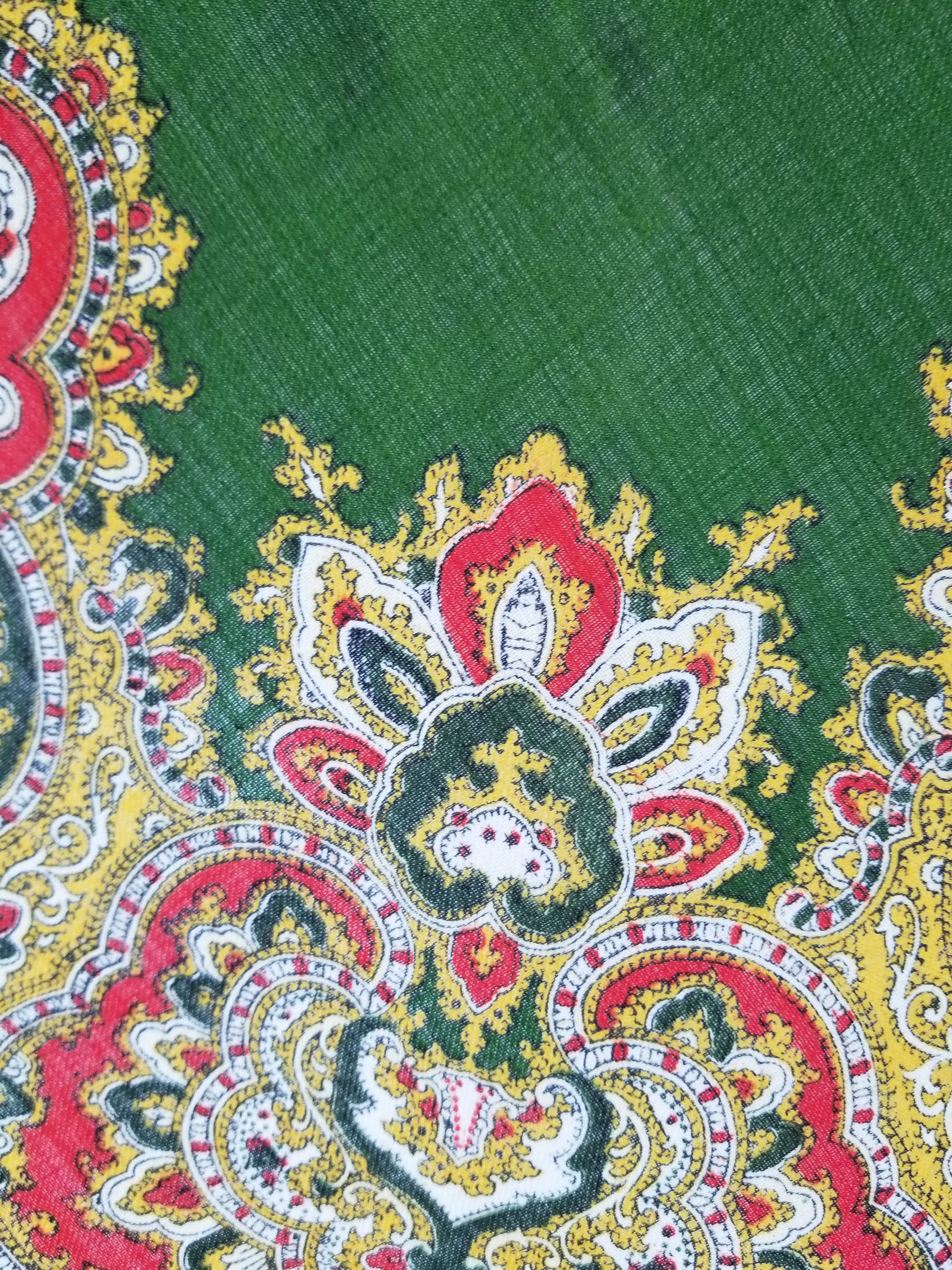 Vintage Traditional Printed Wool Fringed Russian Shawl 65x64cm
