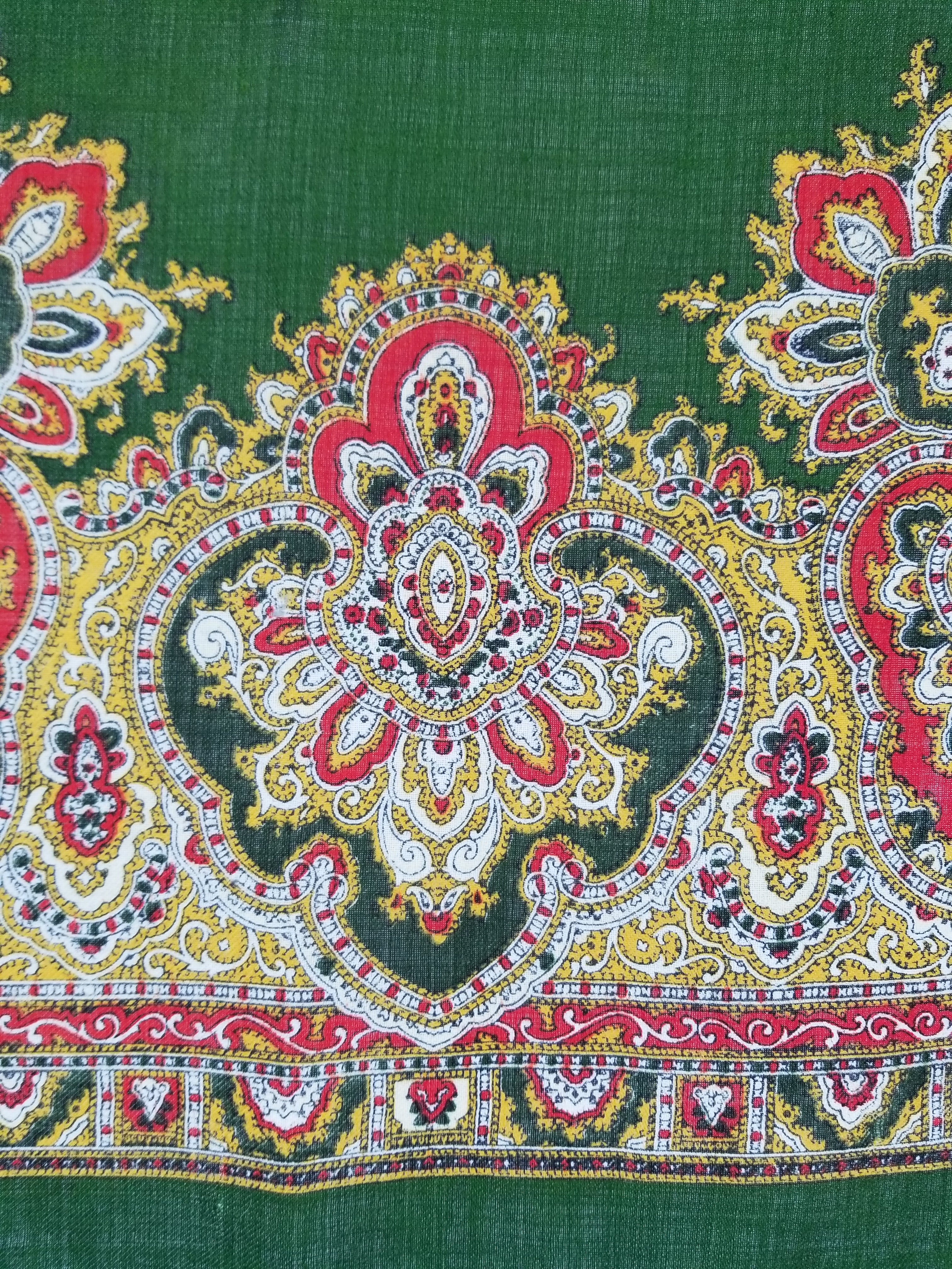Vintage Traditional Printed Wool Fringed Russian Shawl 65x64cm