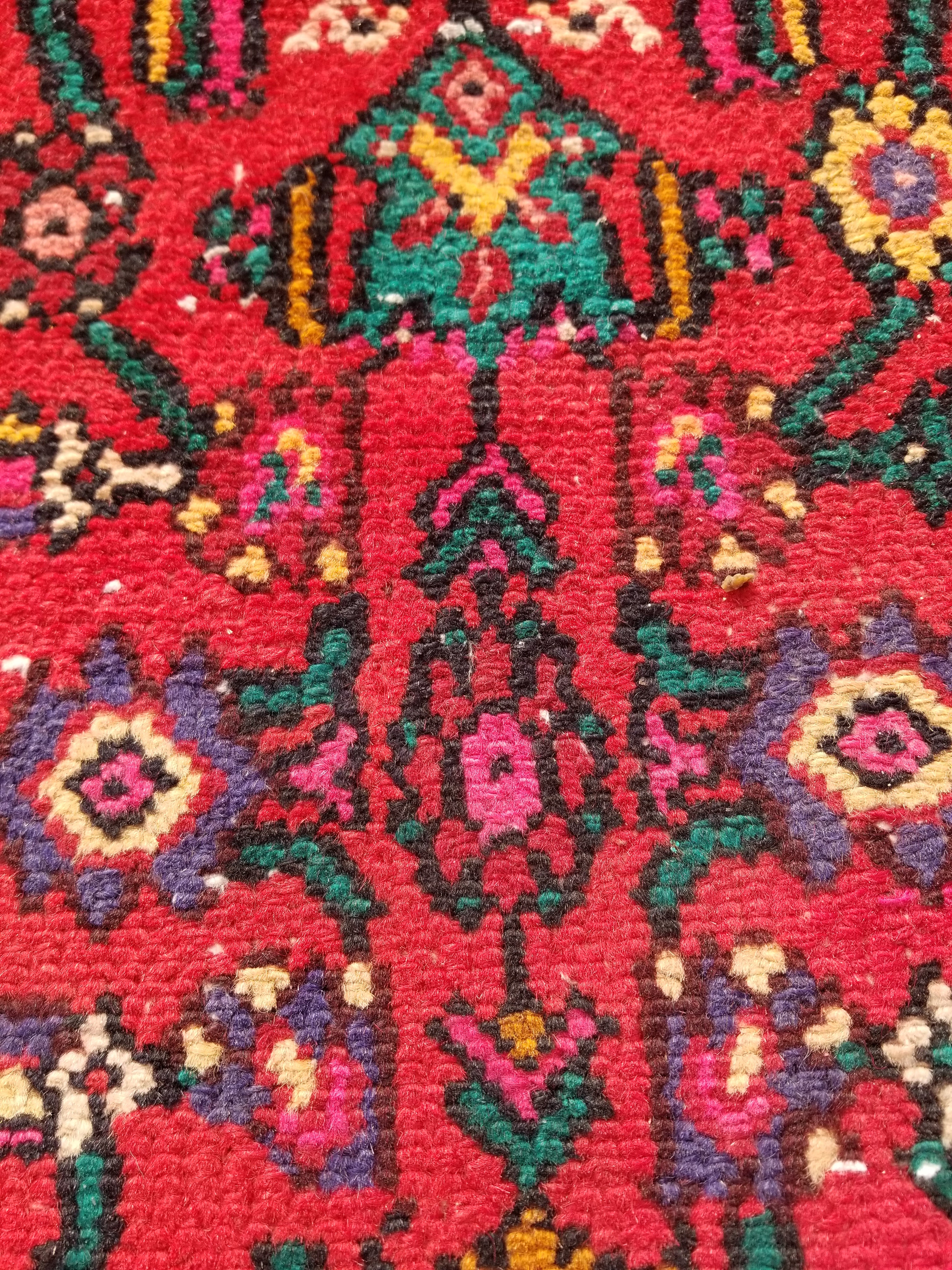 Antique Traditional Handmade Hamadan Wool Multicolor Rug 248x137cm