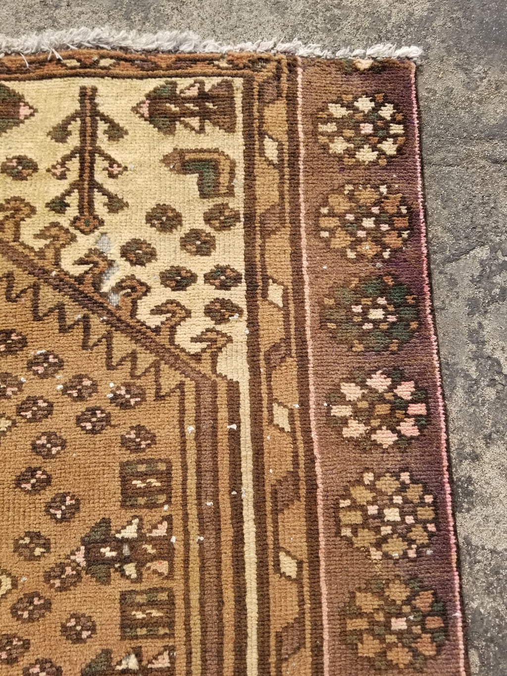 Distressed Antique Handmade Afghan Wool Multicolor Rug 172x118cm