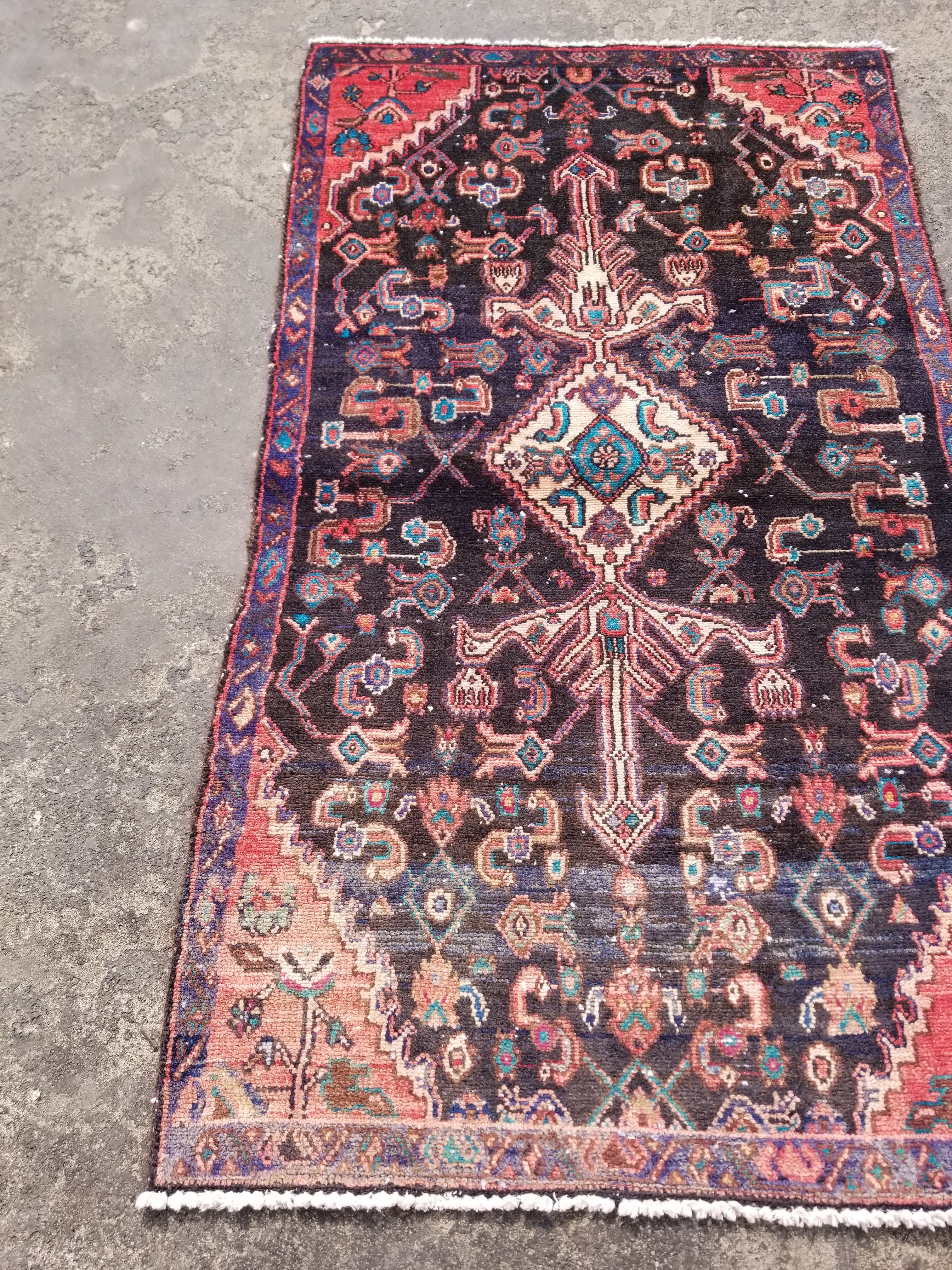 Distressed Vintage Traditional Handmade Hamadan Wool Multicolor Rug 165x97cm