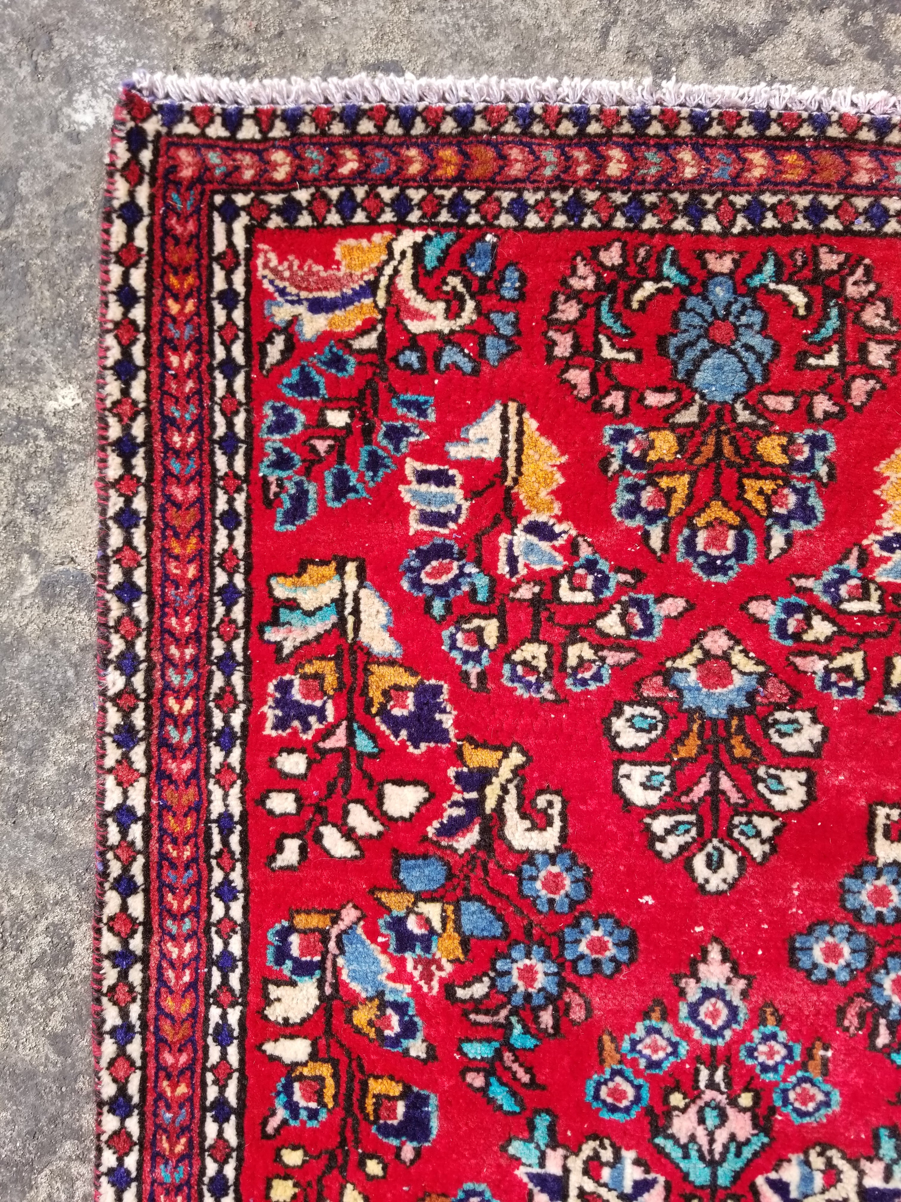 Vintage Traditional Handmade Sarouk Wool Multicolor Rug 121x66cm