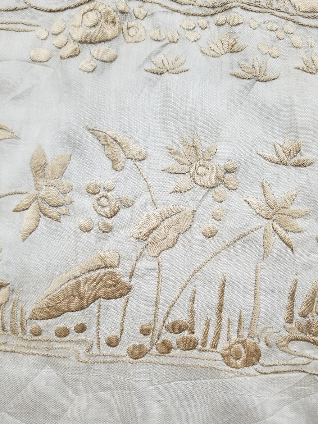 Antique Chinese Silk Embroidered Panel 122x83cm