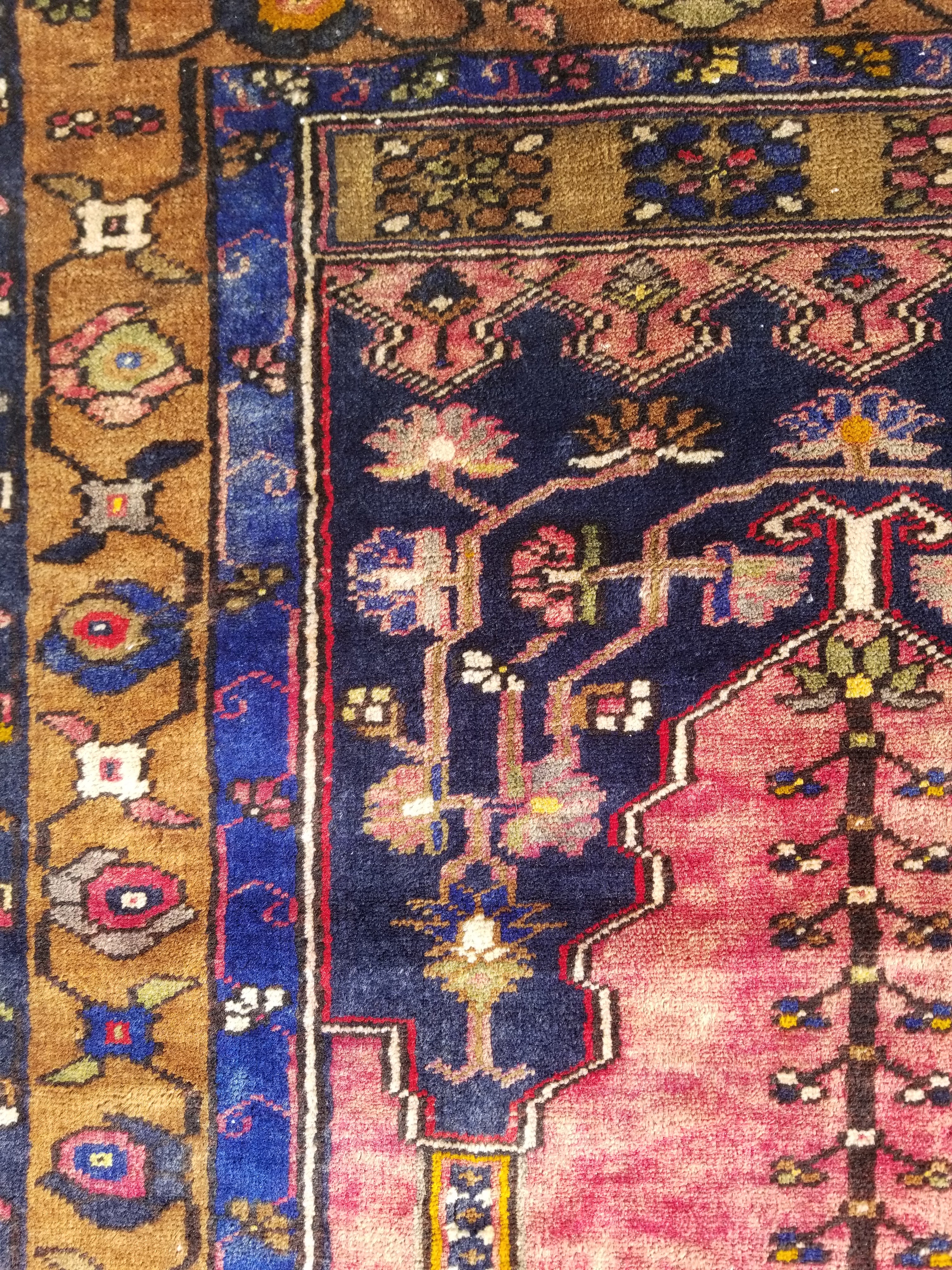 Distressed Vintage Handmade Turkish Anatolian Tribal Wool Prayer Rug 195x104cm
