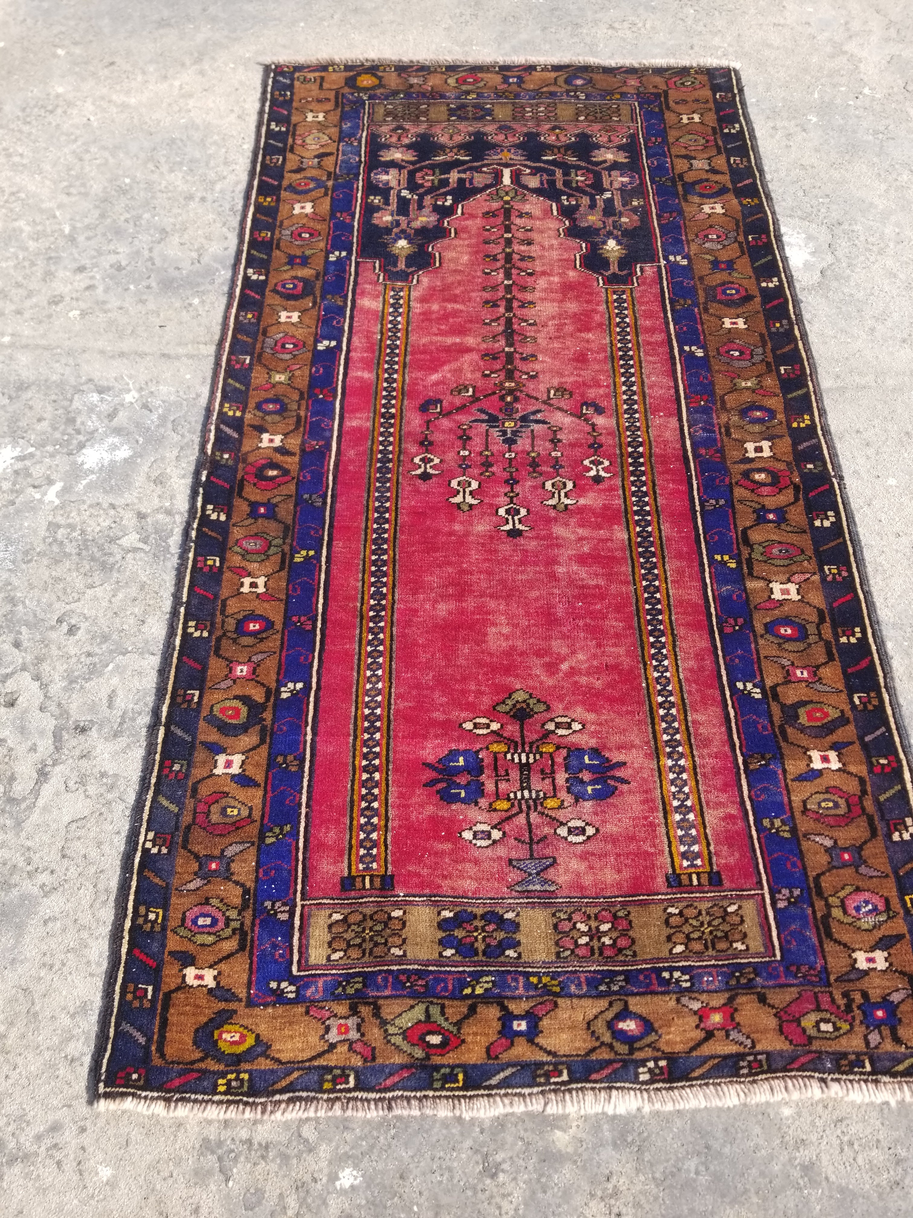 Distressed Vintage Handmade Turkish Anatolian Tribal Wool Prayer Rug 195x104cm
