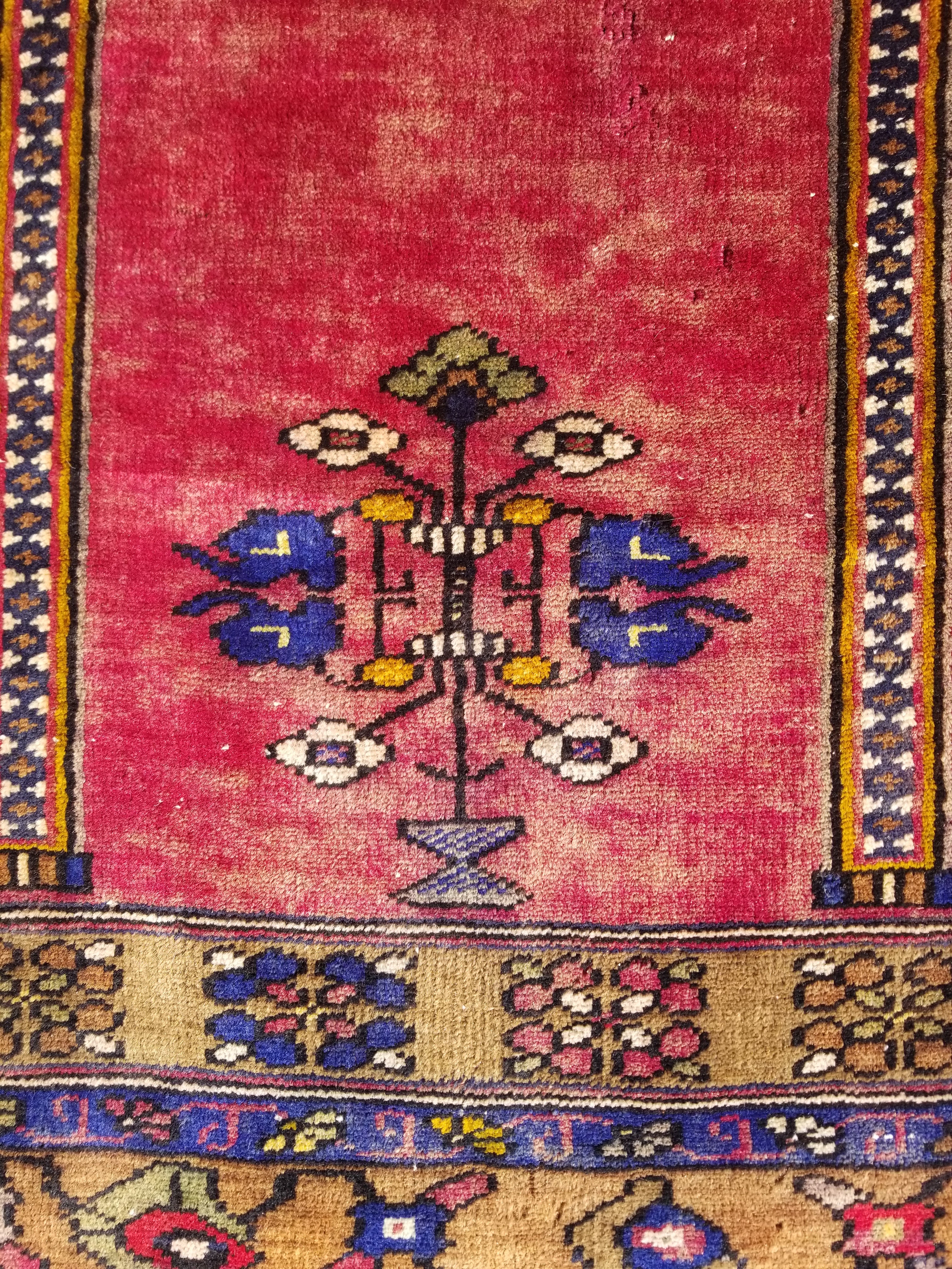 Distressed Vintage Handmade Turkish Anatolian Tribal Wool Prayer Rug 195x104cm