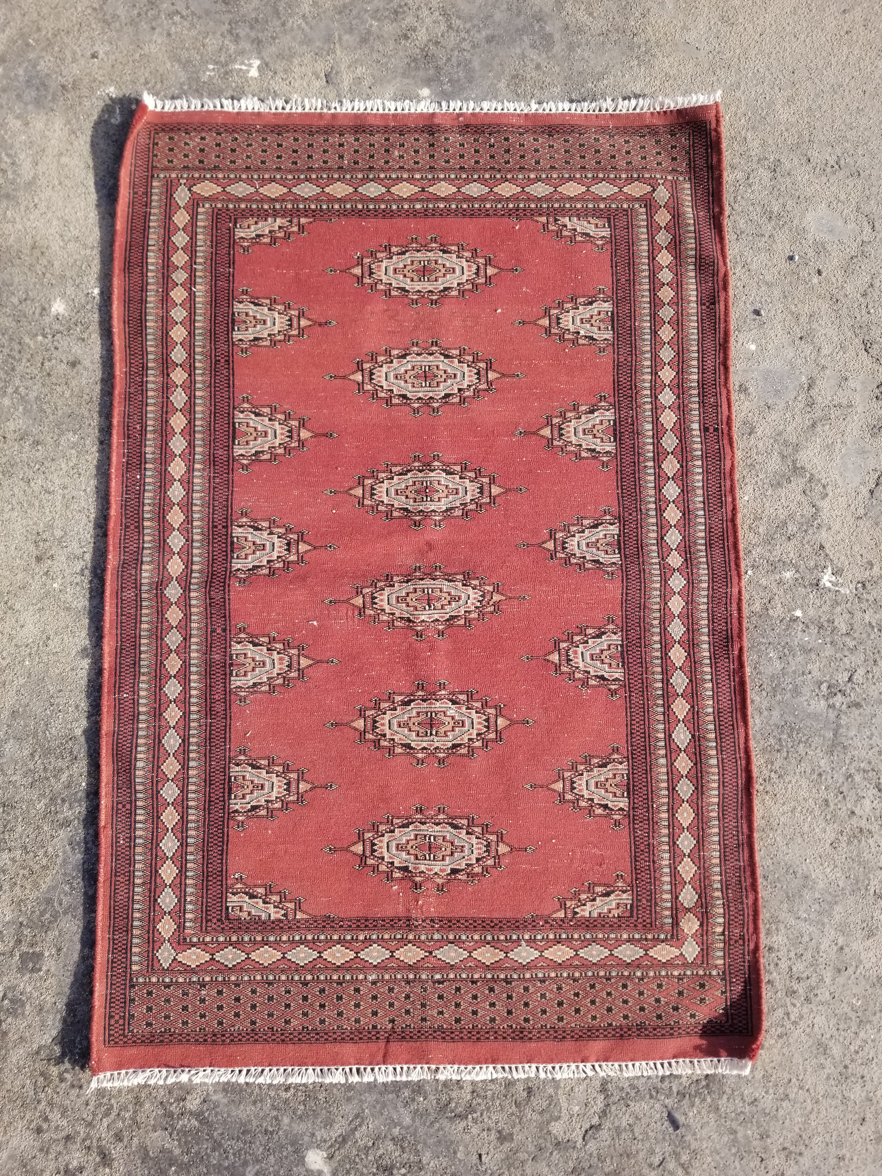 Vintage Traditional Handmade Pakistani Bokhara Oriental Style Wool Rug 119x78cm