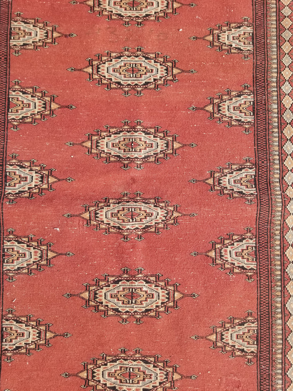 Vintage Traditional Handmade Pakistani Bokhara Oriental Style Wool Rug 119x78cm